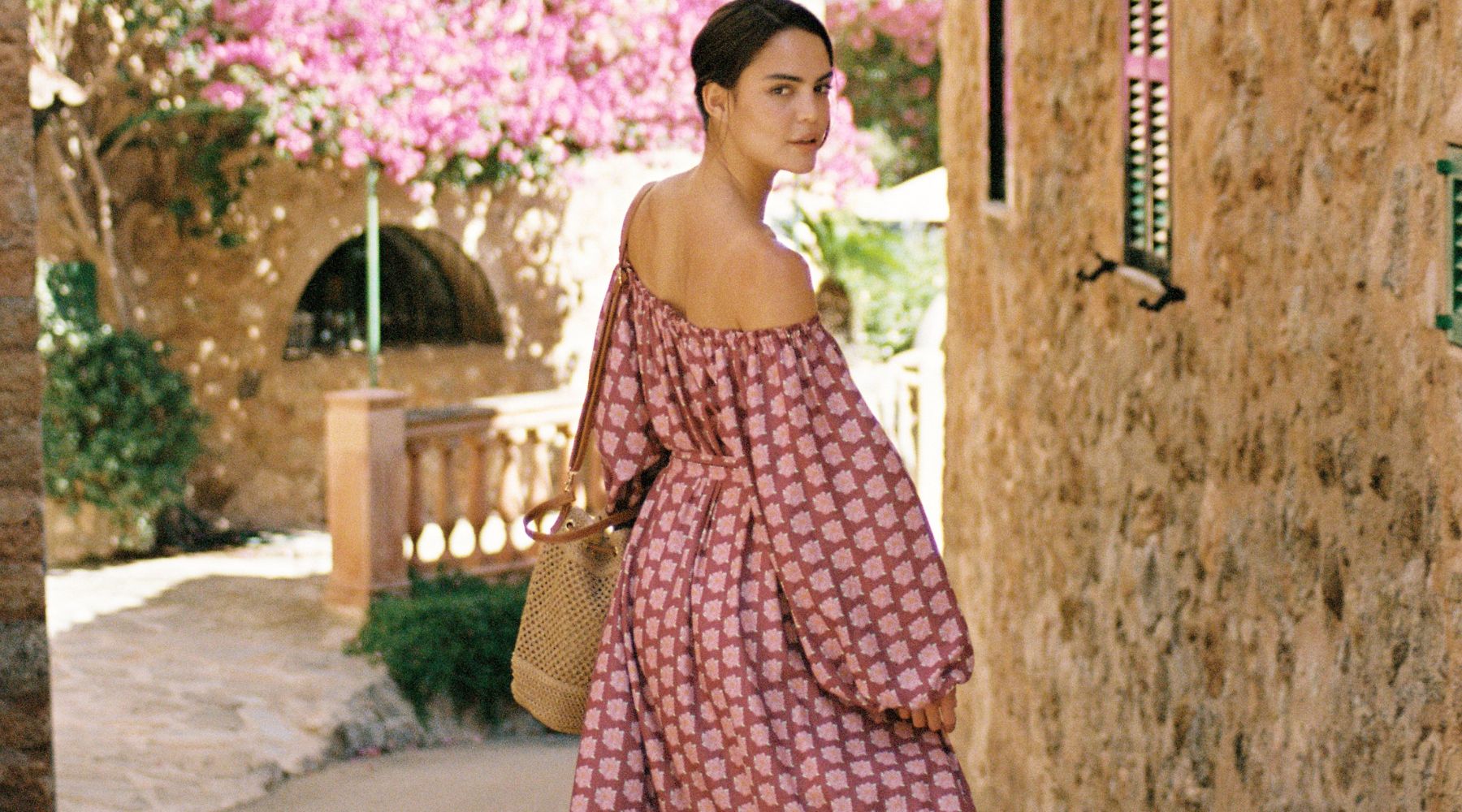 saffron brunch dress code Spring Styling · Get the Look Pack Size:12 oz. Bottle Urban Casual Bec & Bridge Piper