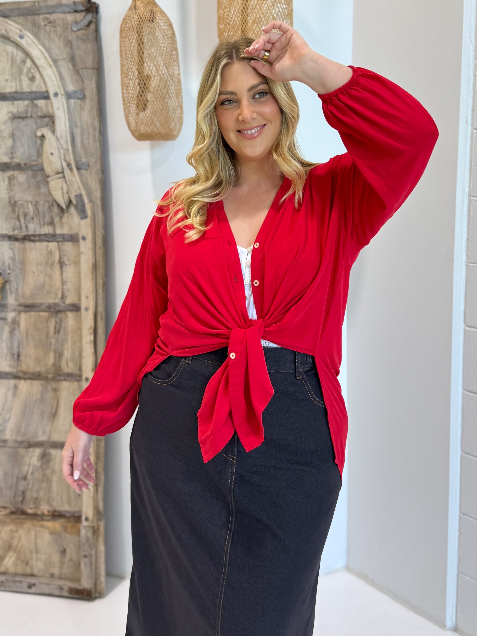 Manhattan Shirt LONG | Flamenco Red - Saffron Road