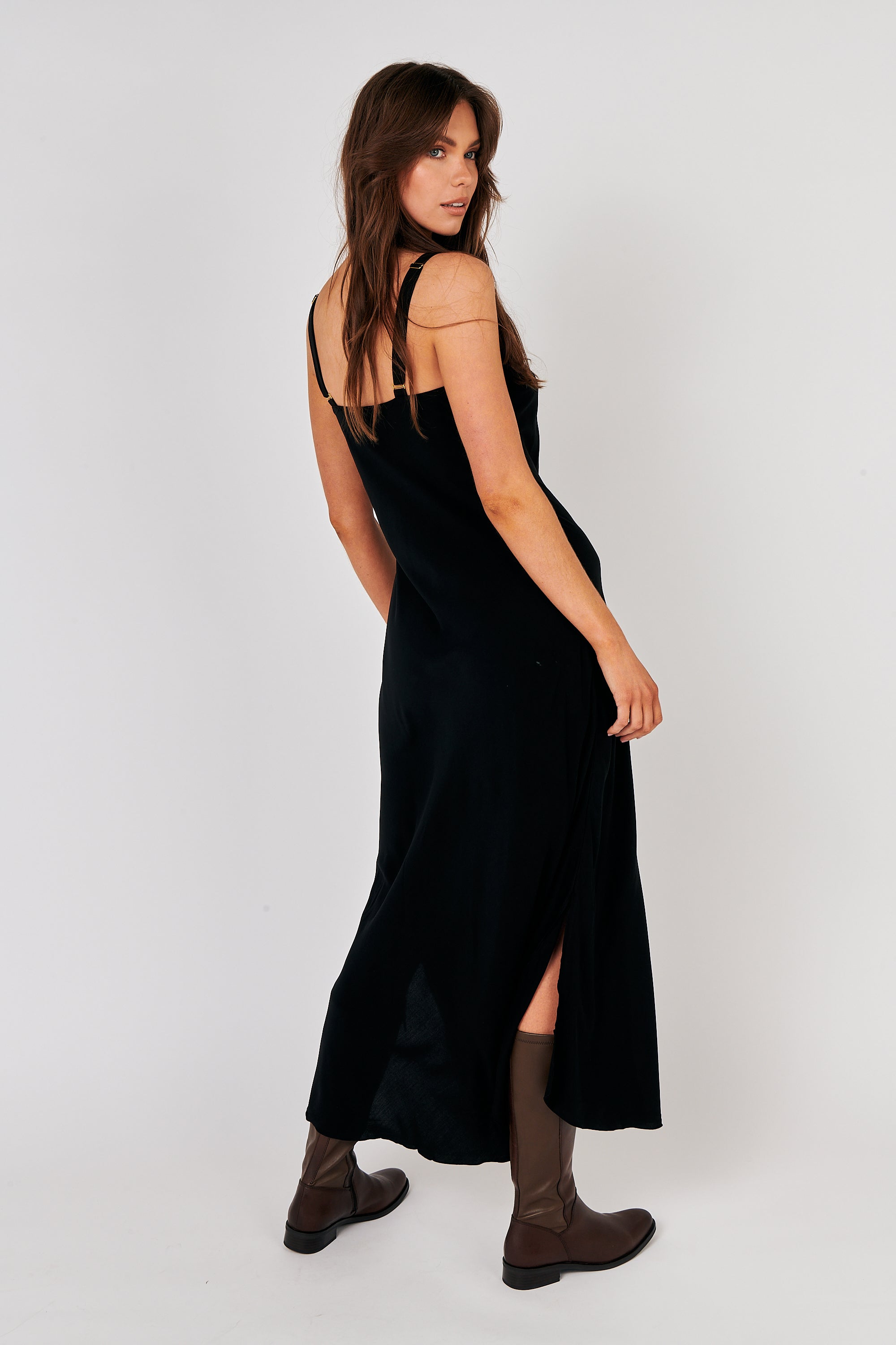 Slip Dress SUPER MAXI | Black - Saffron Road
