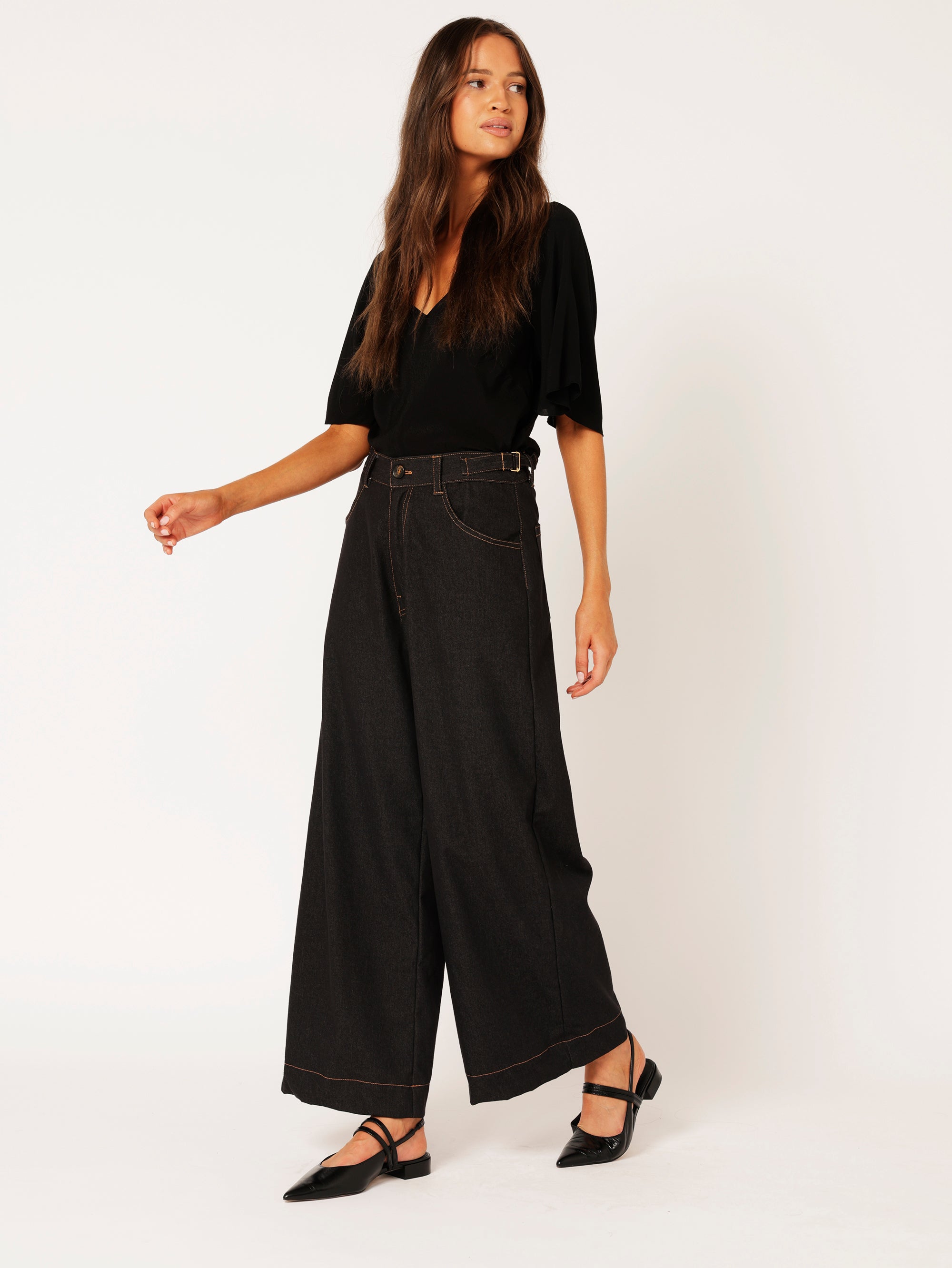 Signature Jeans | Black Denim - Saffron Road