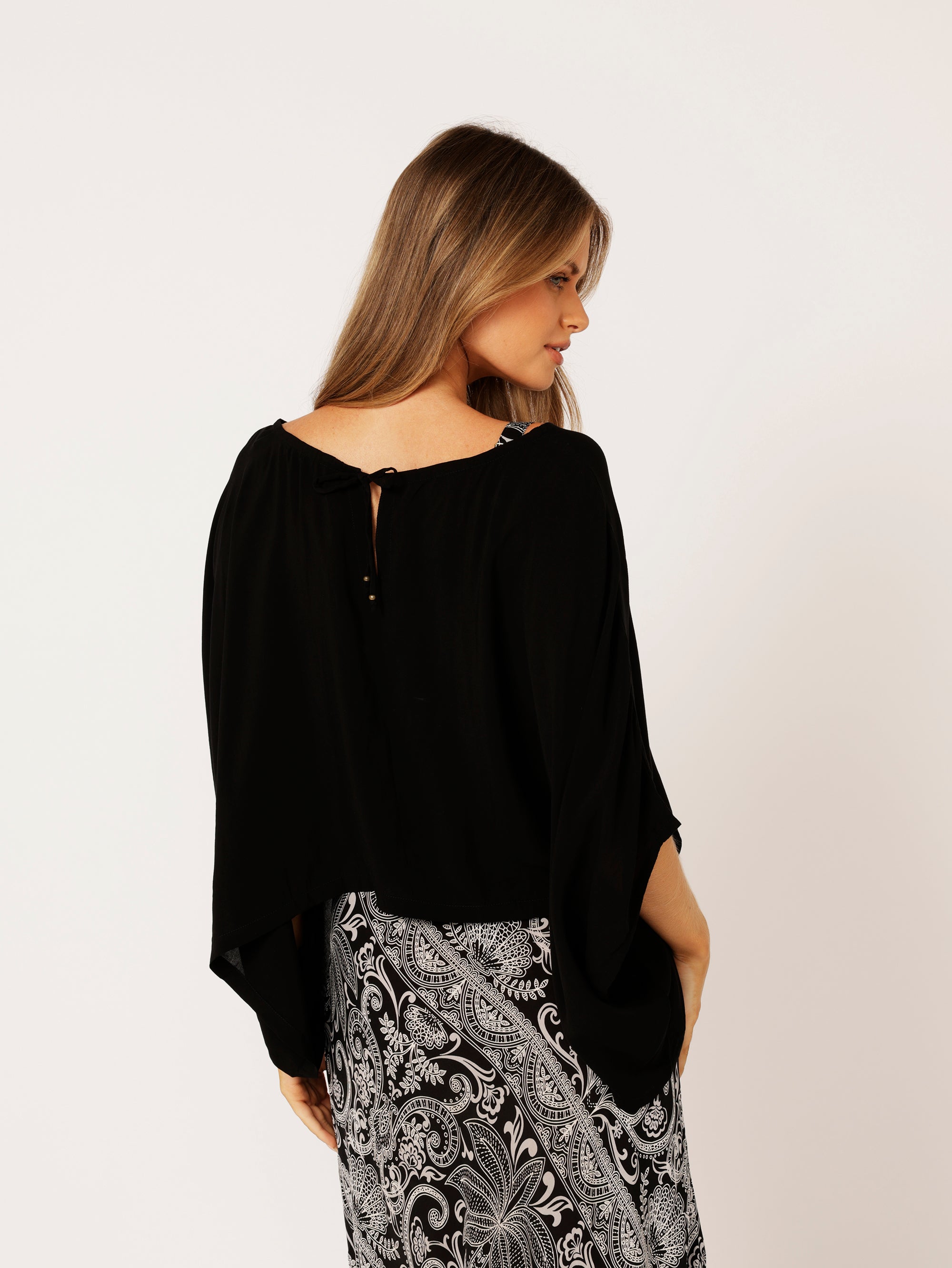 The Nat Top (Cropped) | Black - Saffron Road