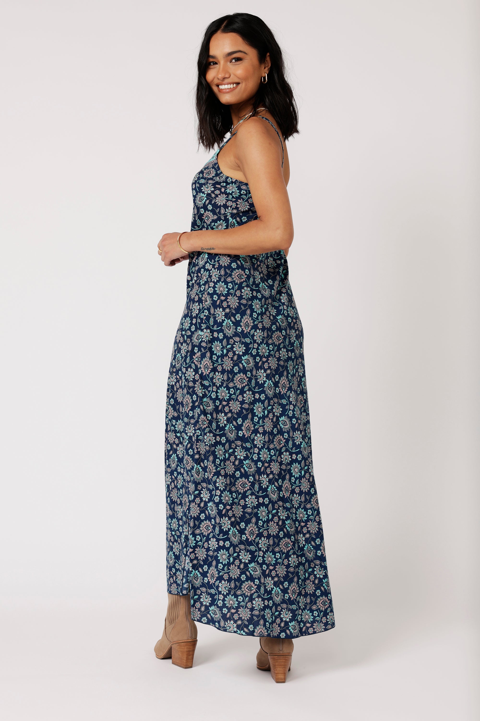 Slip Dress SUPER MAXI | Ocean Flower - Saffron Road