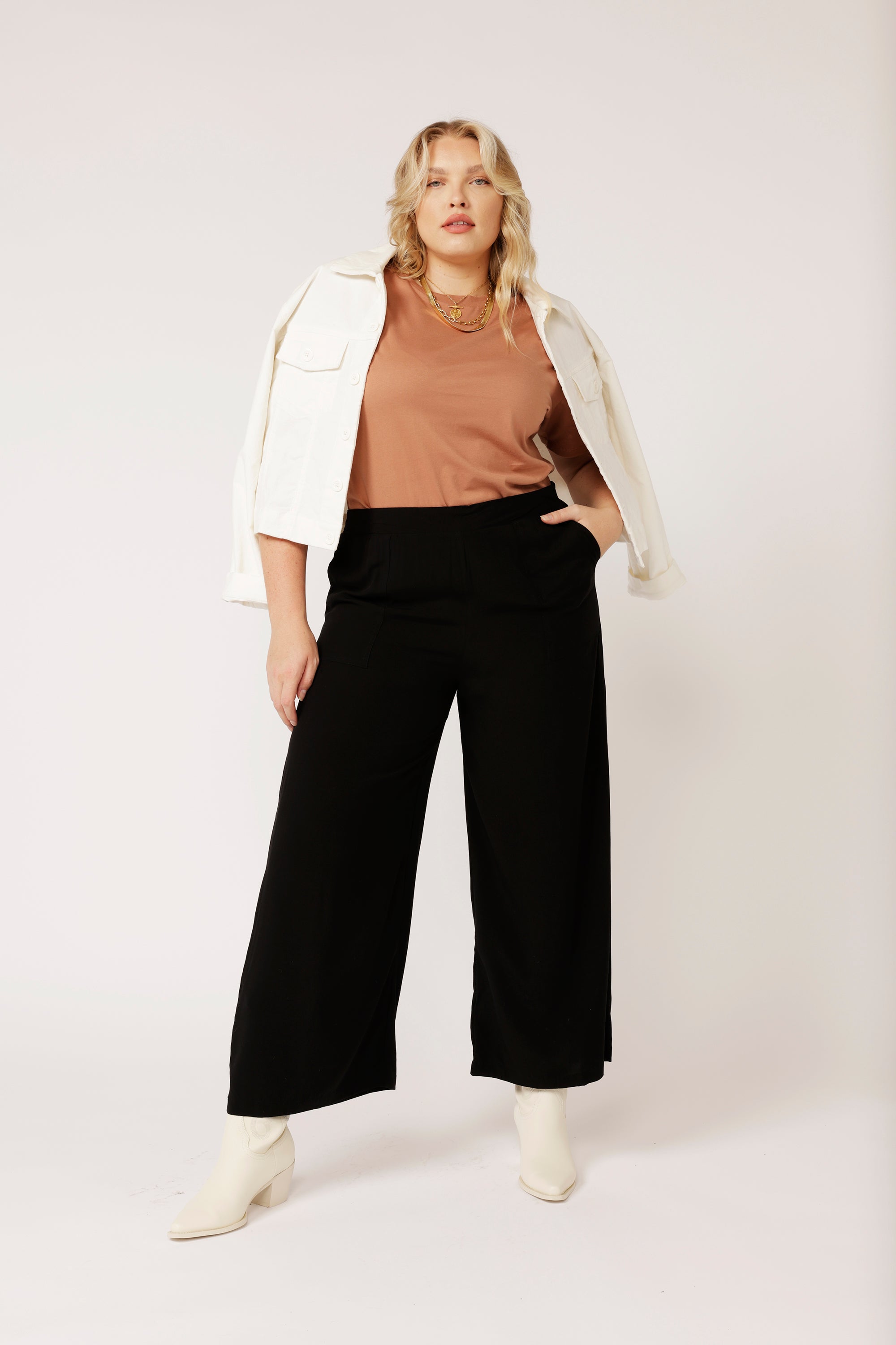 High Waisted Lounge Pants | Black - Saffron Road
