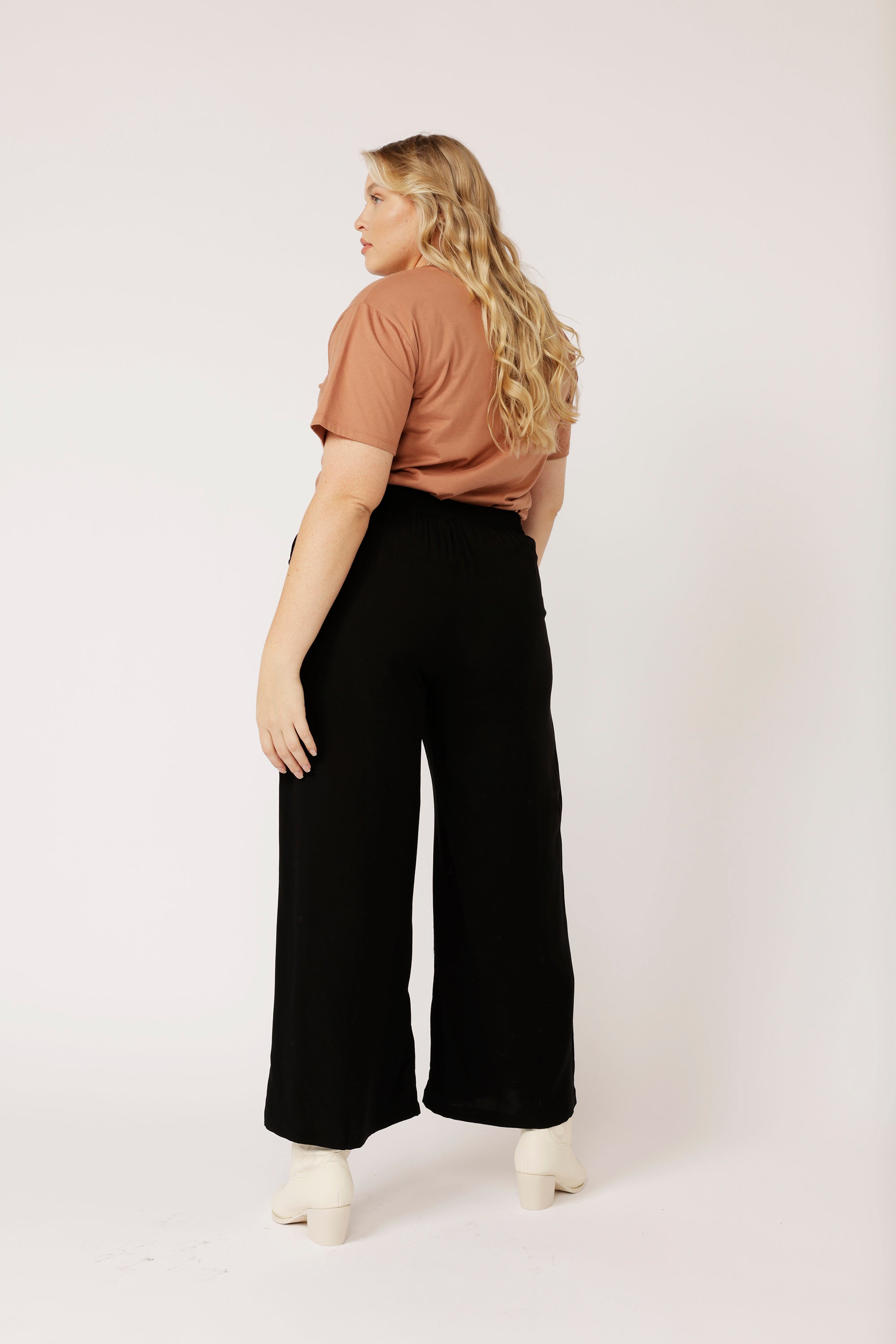 High Waisted Lounge Pants | Black - Saffron Road