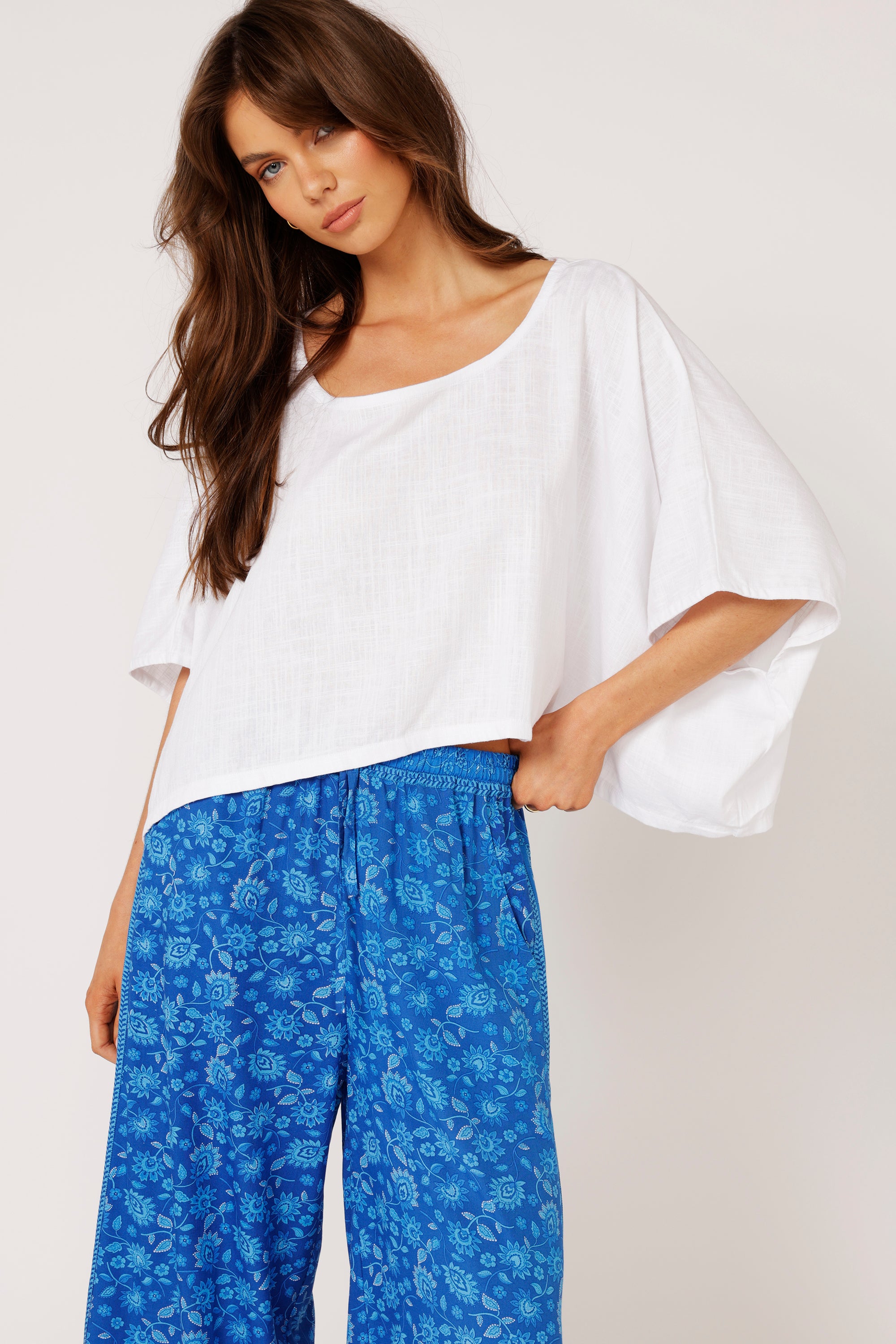 The Nat Top (Cropped) | White Linen - Saffron Road