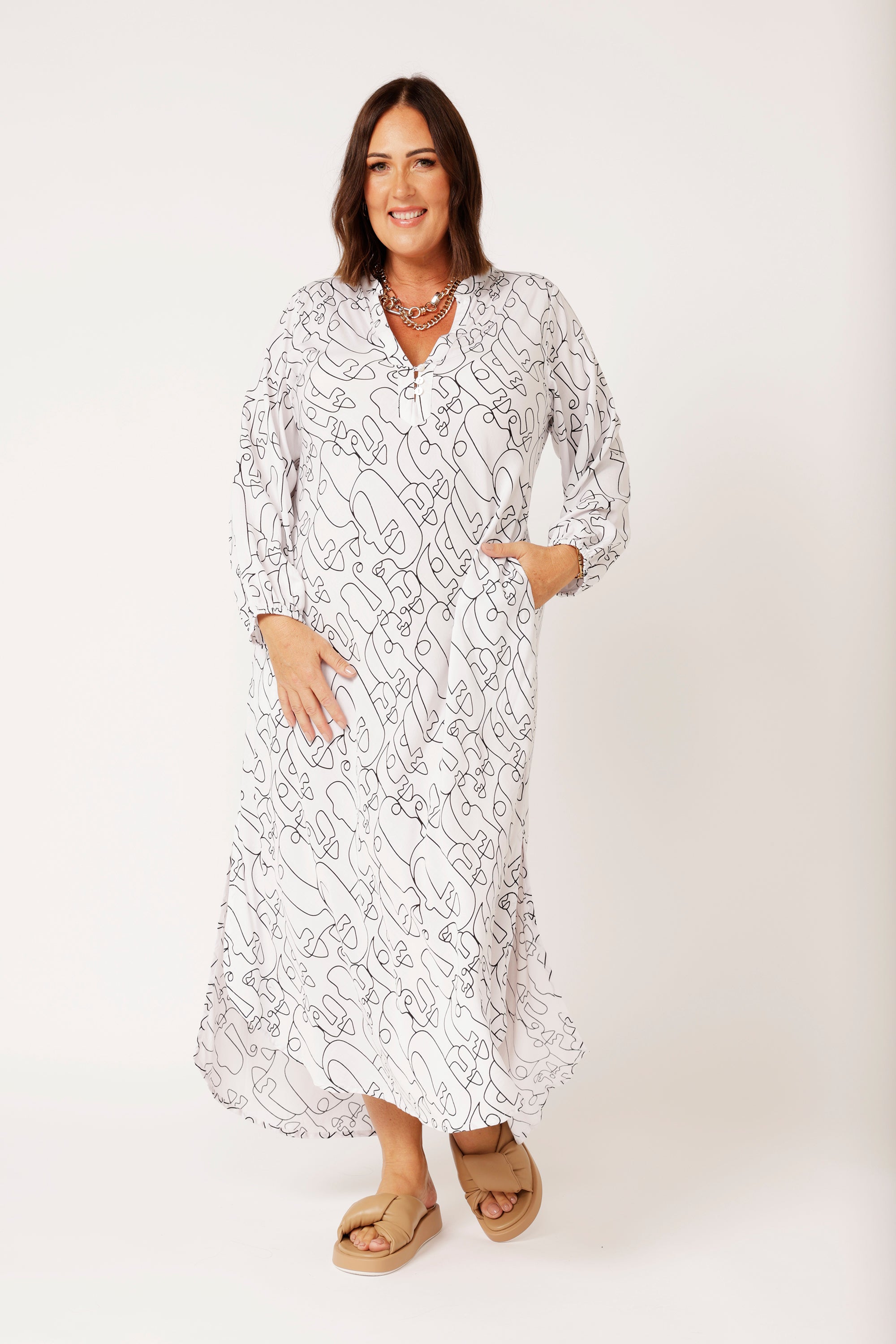 Jetset Gypsy MAXI | White Portrait - Saffron Road