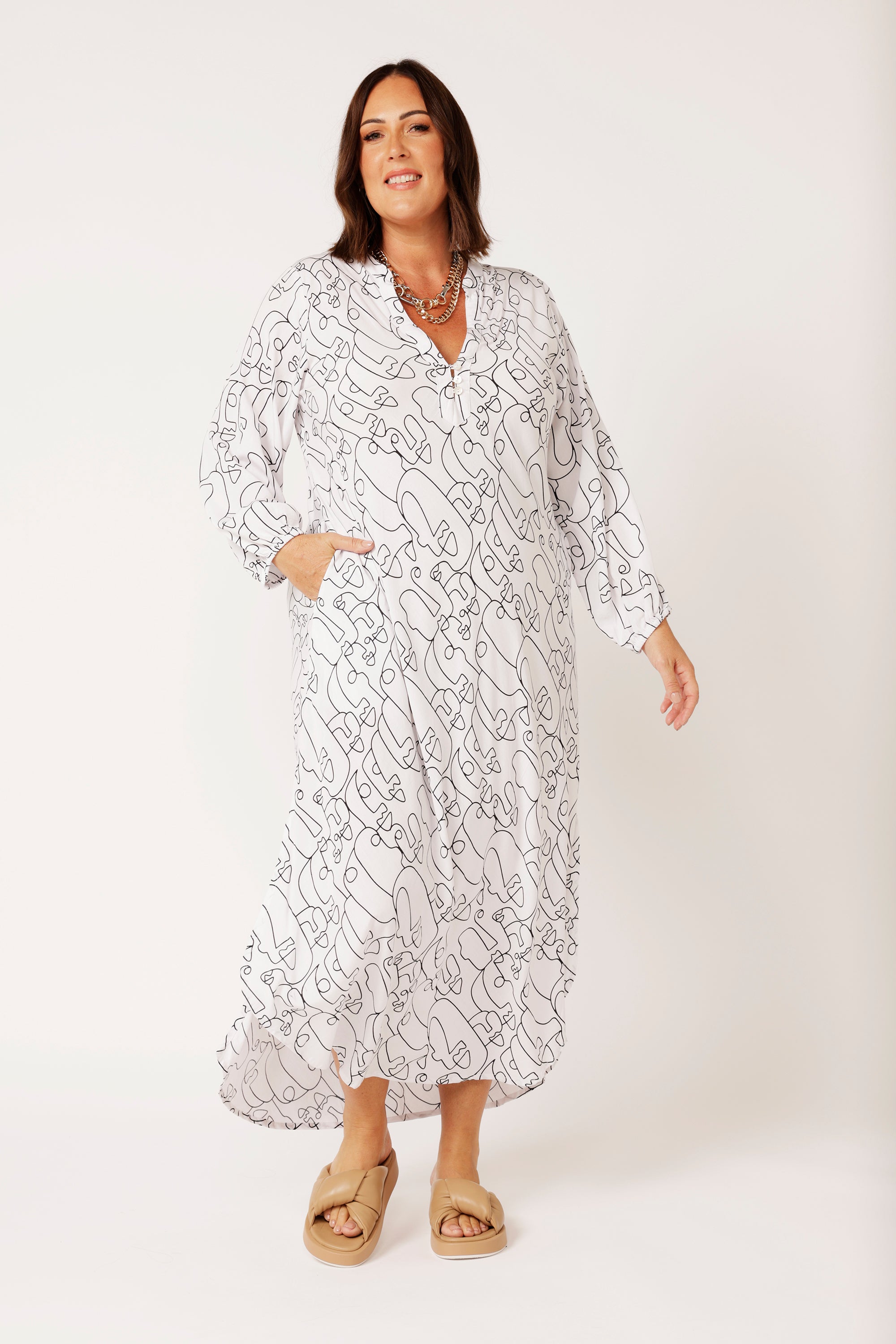 Jetset Gypsy MAXI | White Portrait - Saffron Road