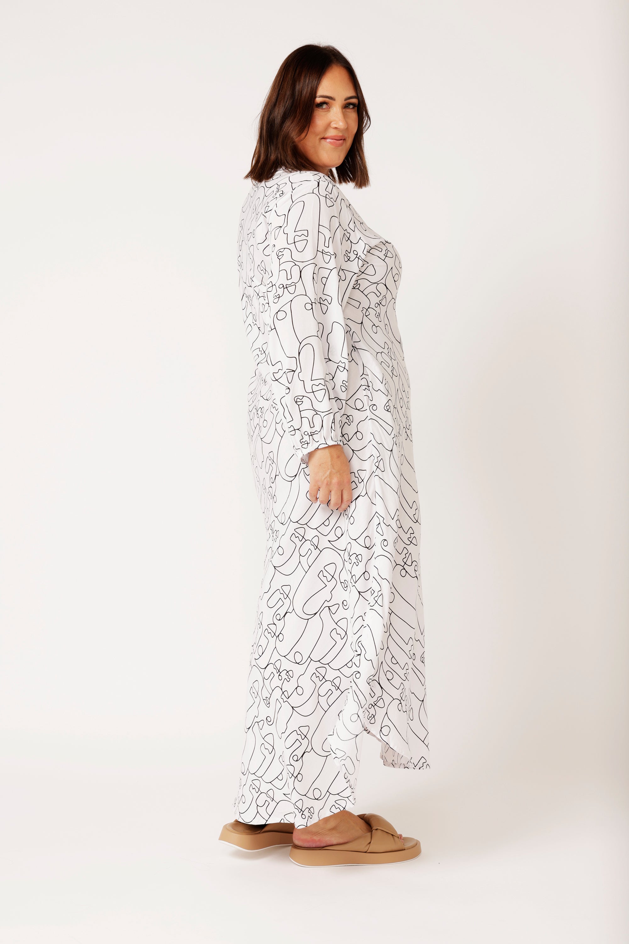 Jetset Gypsy MAXI | White Portrait - Saffron Road