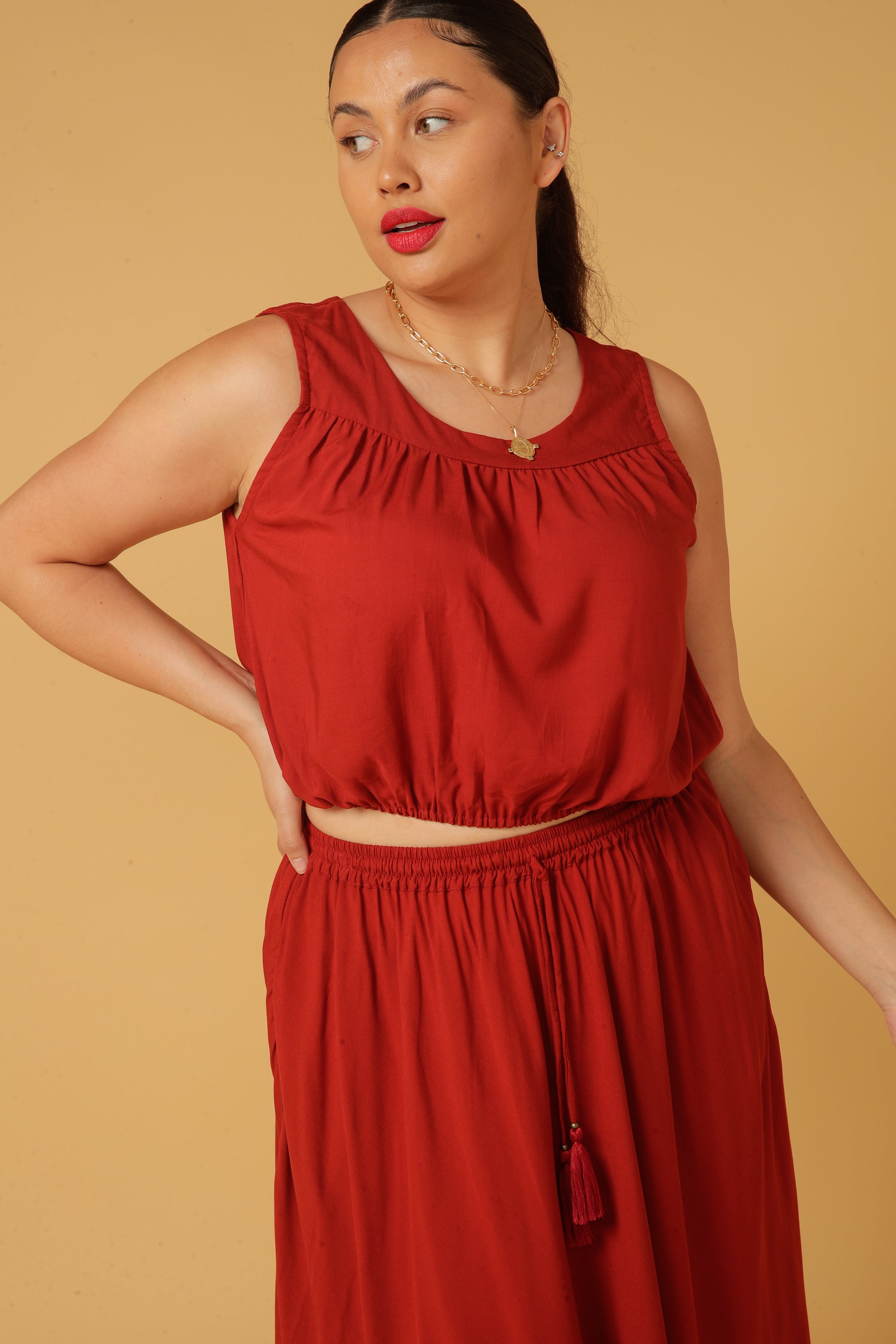 Zephyr Tank | Burgundy - Saffron Road