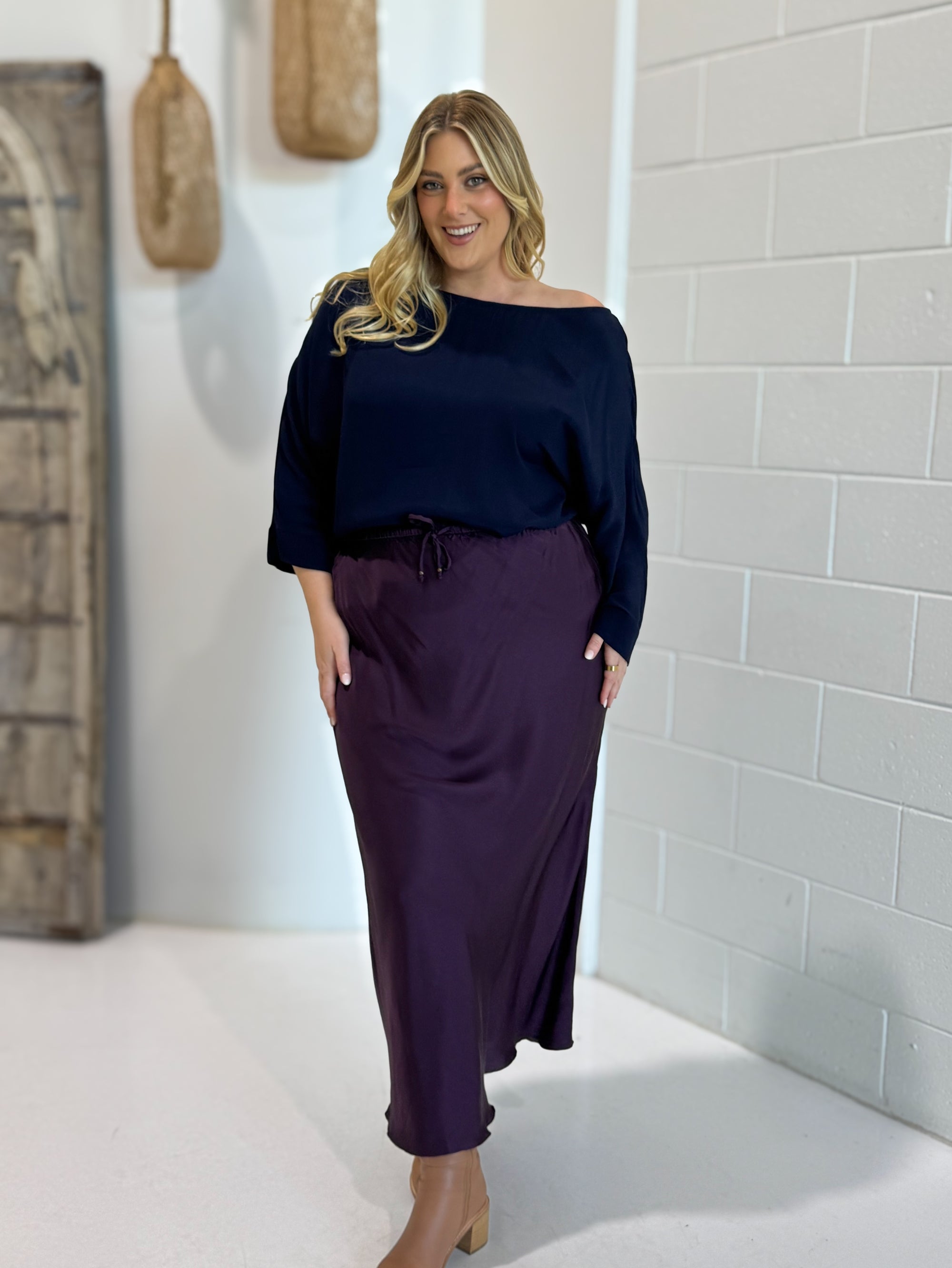 Brooke Top | Navy Fujet - Saffron Road