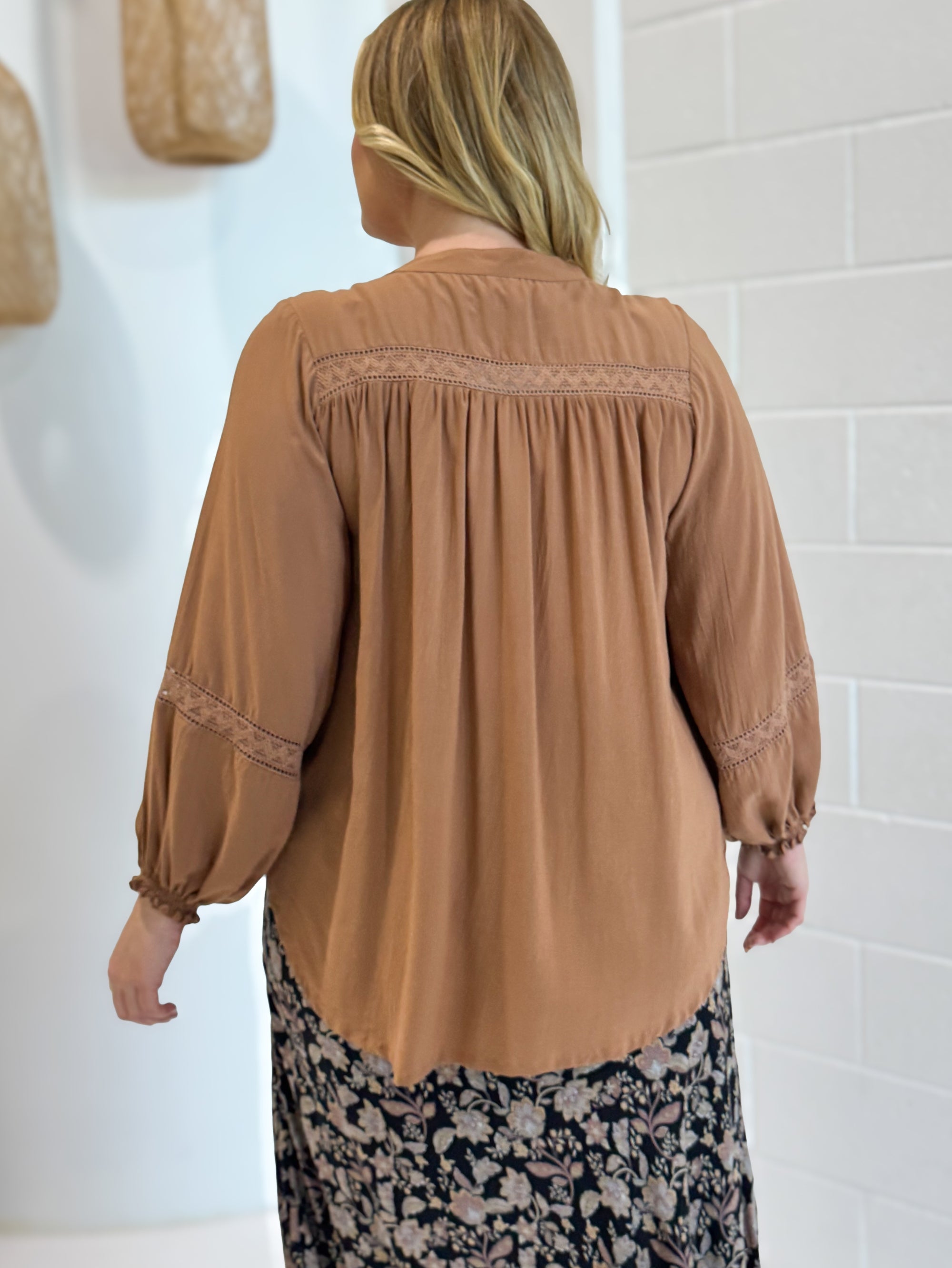 Amber Blouse | Mocha - Saffron Road