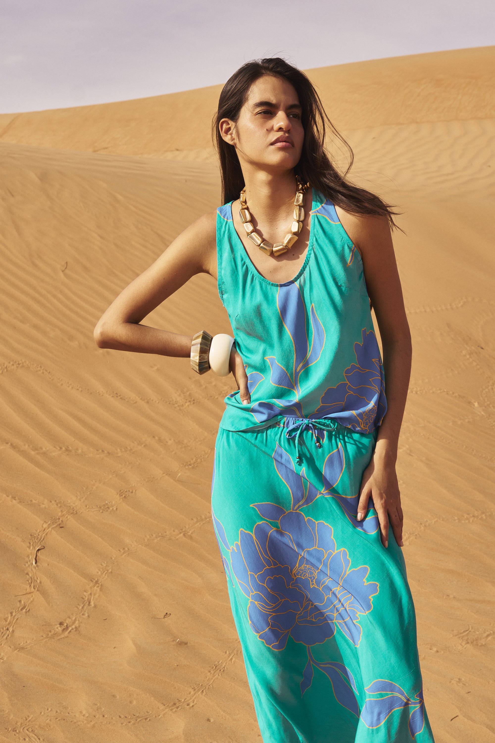 Scoop Tank | Azure Botanica - Saffron Road