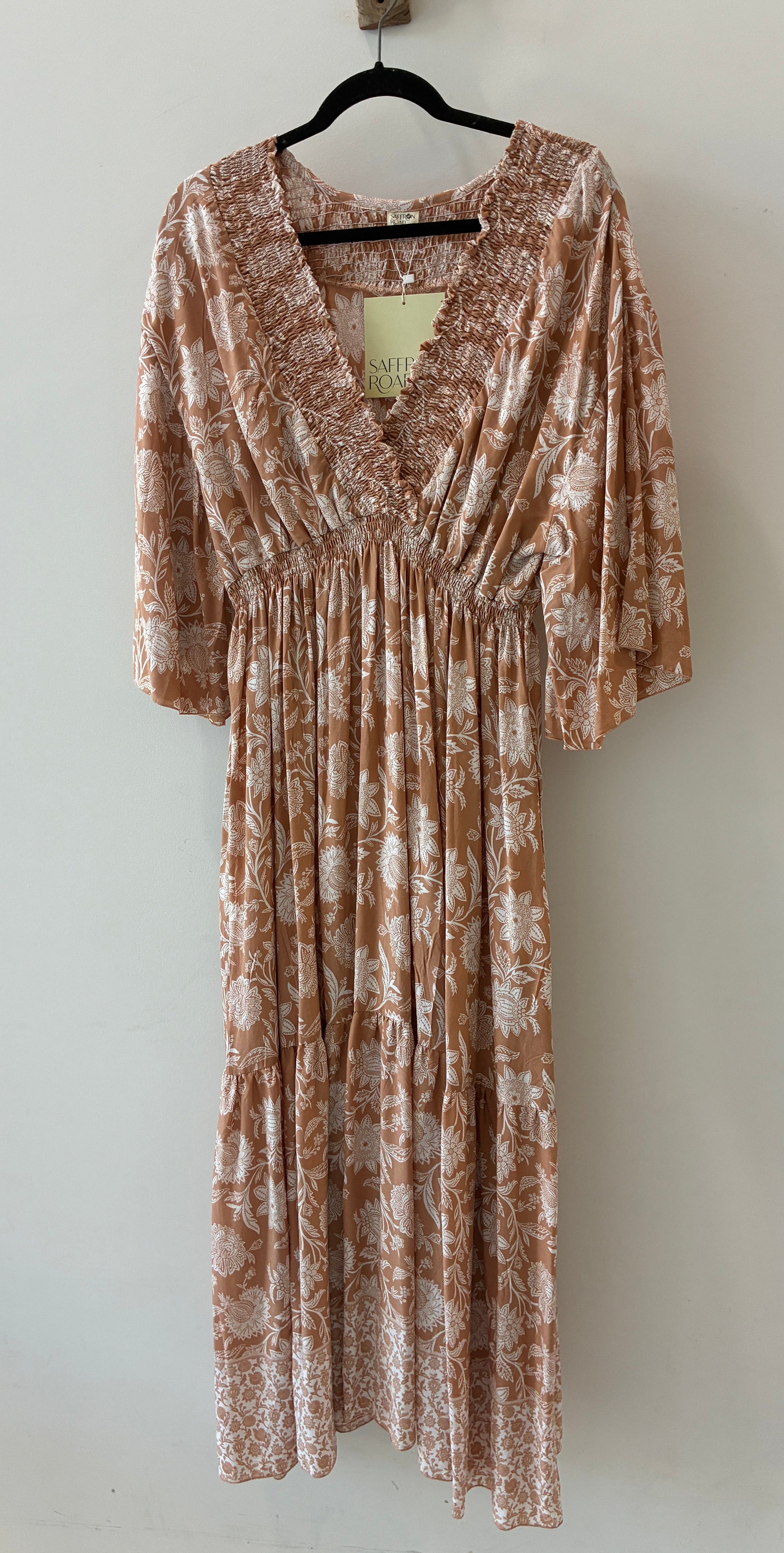 SAMPLE 10 | Barcelona Dress in Beige Flower - Saffron Road