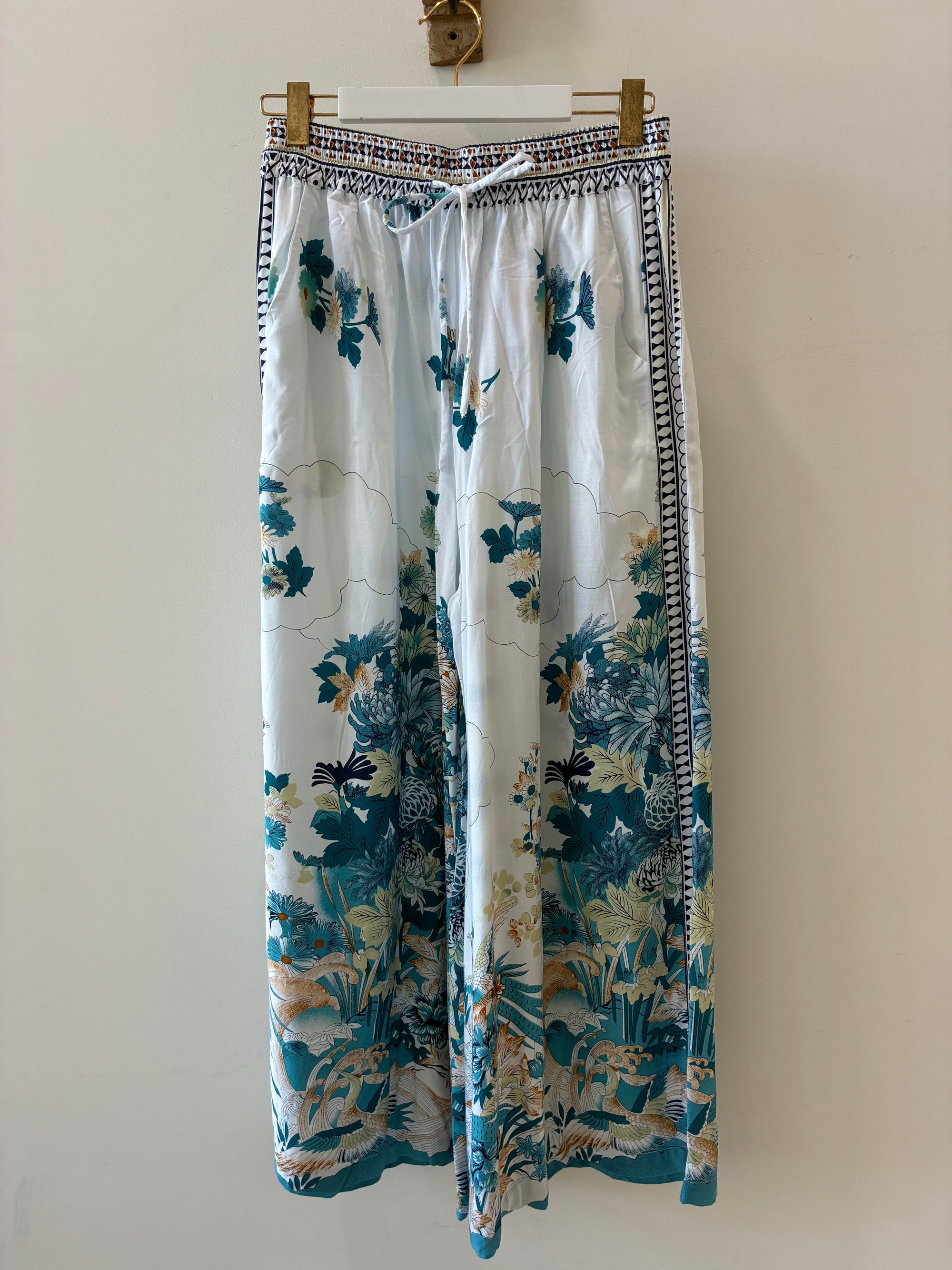 SAMPLE 45 | Palazzo Pant in Tokyo Blues - Saffron Road