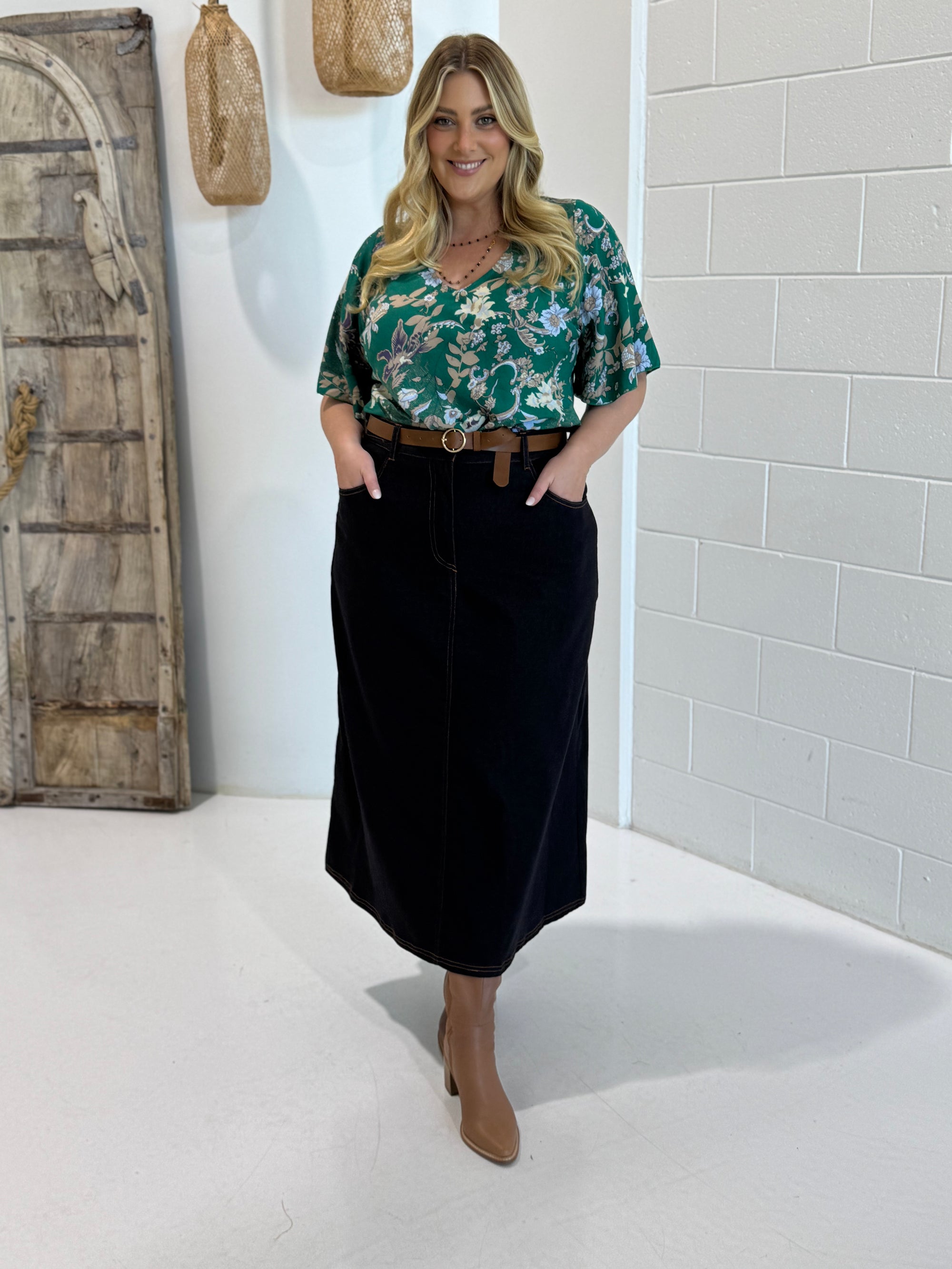 Viv Top (with sleeves) | Midnight Garden Green - Saffron Road