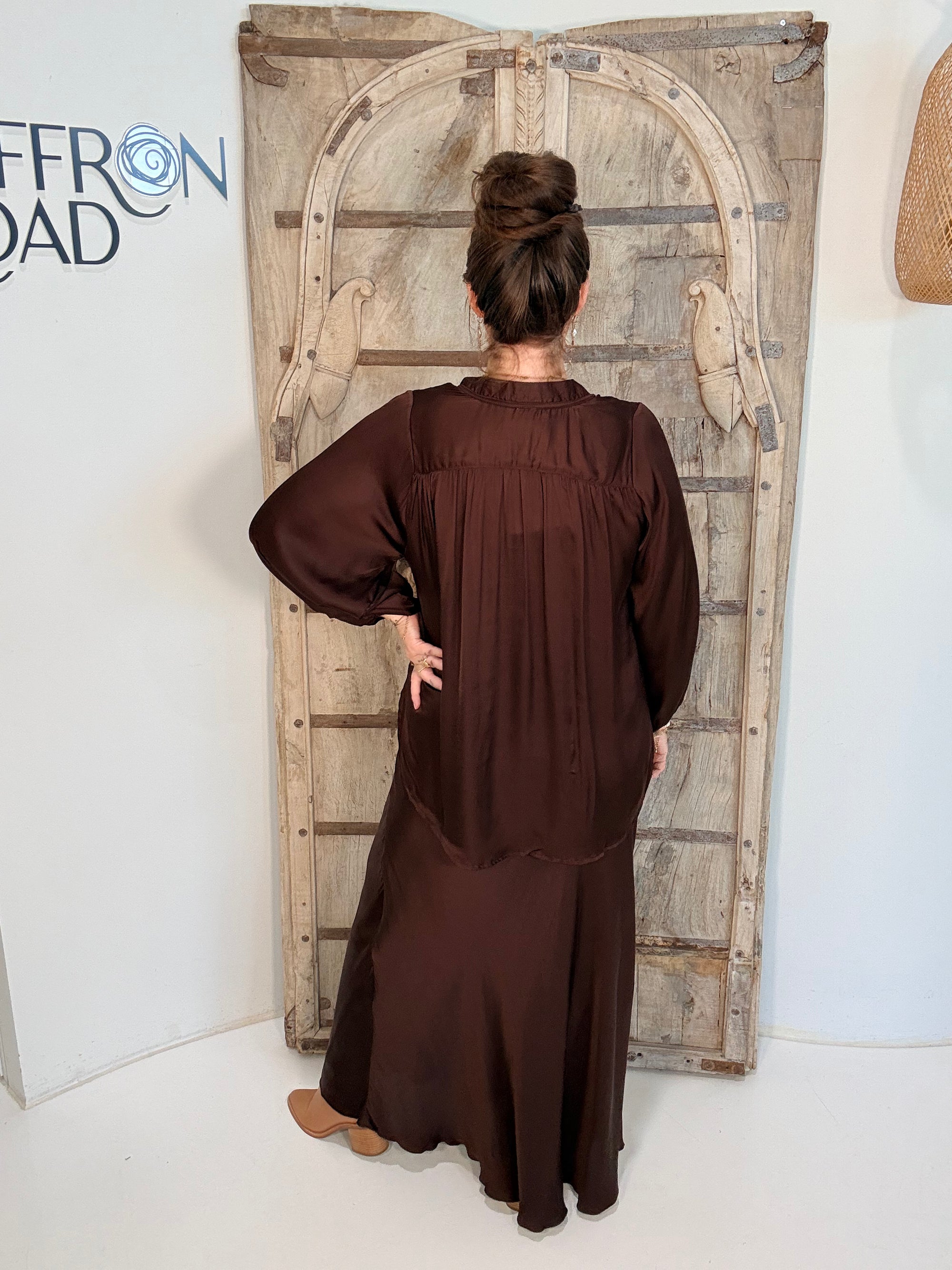 Luna Blouse | Satin Viscose | Chocolate - Saffron Road