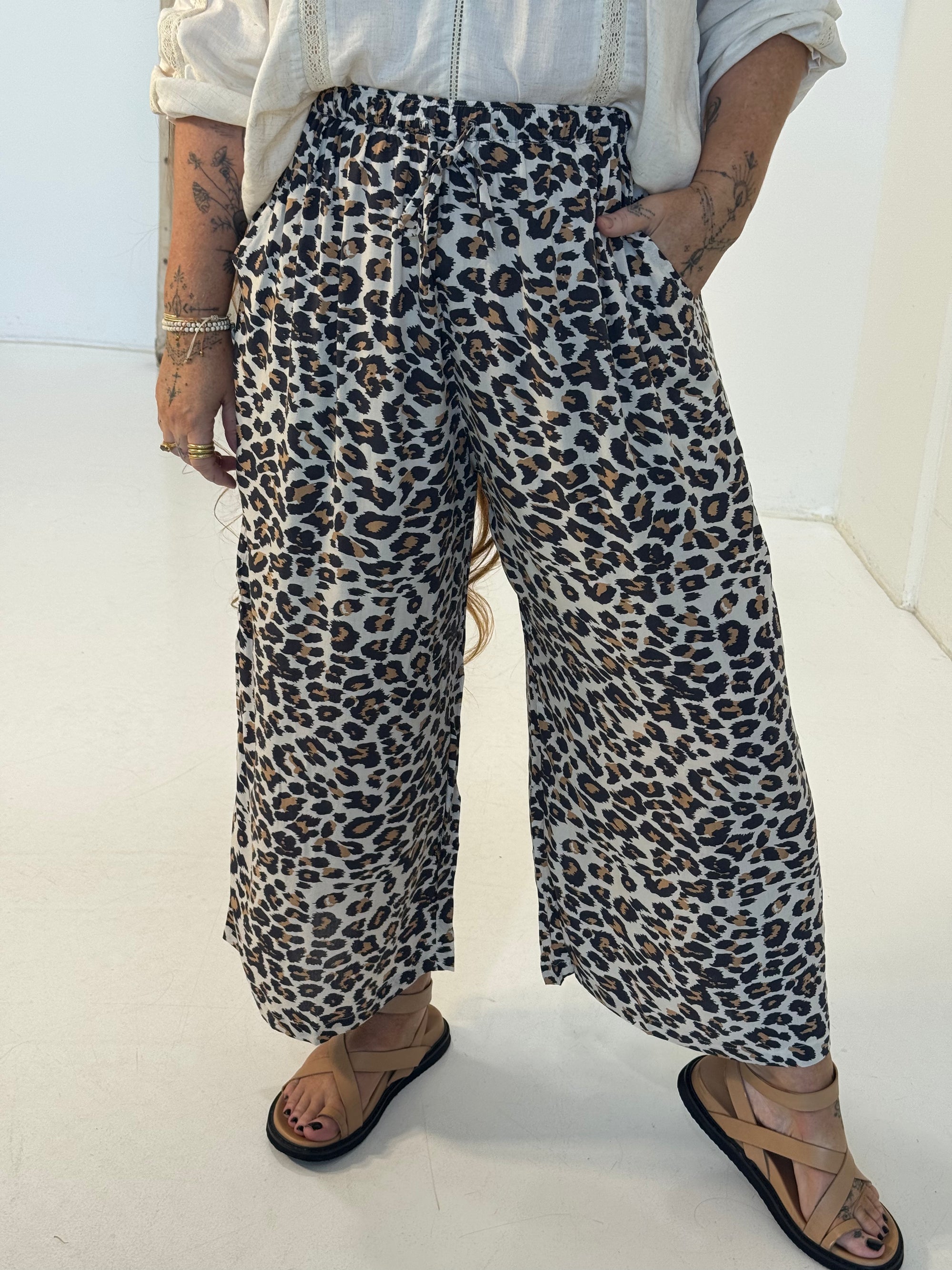 Island Pant | Leopard - Saffron Road