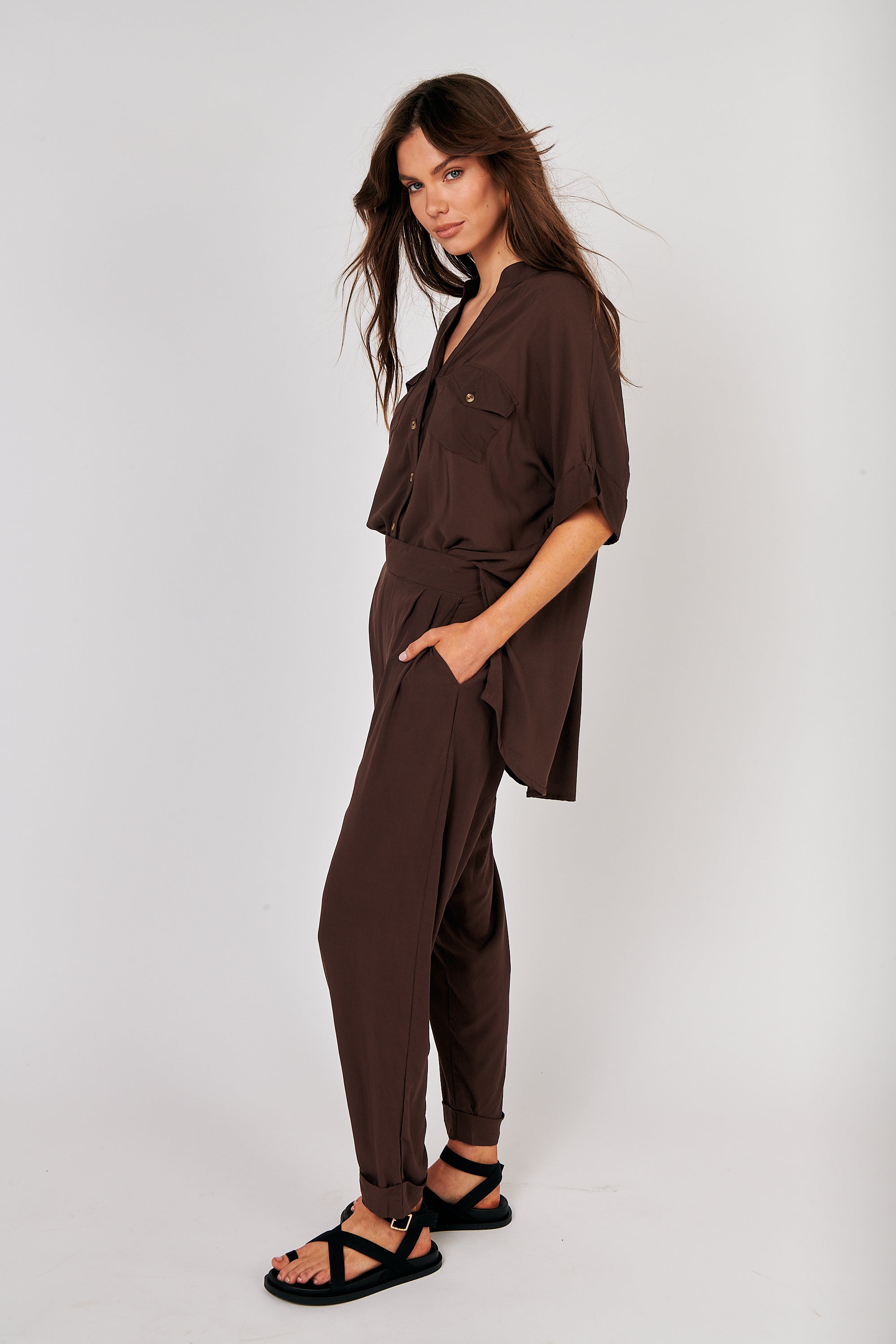 Roma Pant | Chocolate - Saffron Road