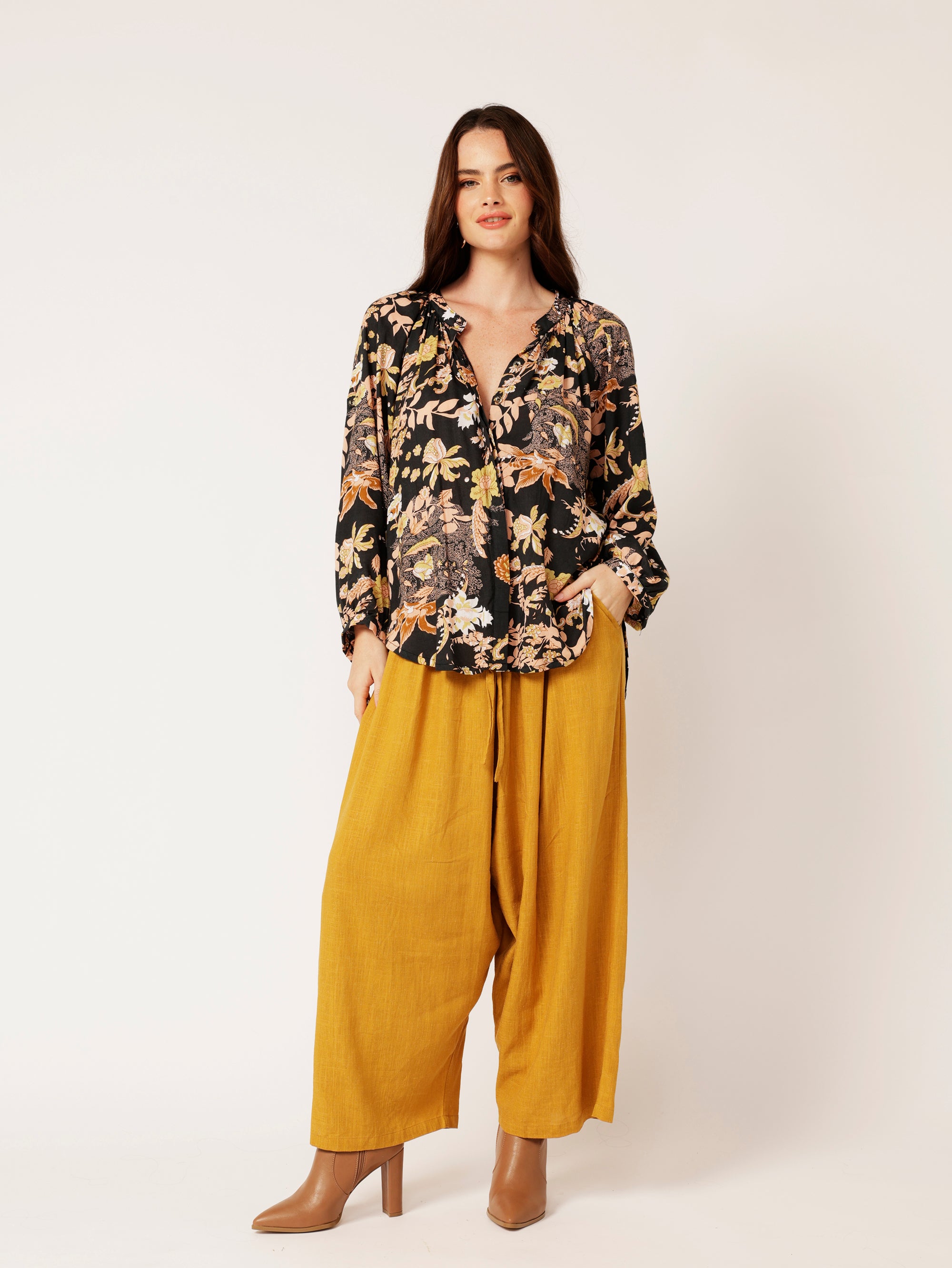 Beatrix Blouse | Midnight Garden - Saffron Road