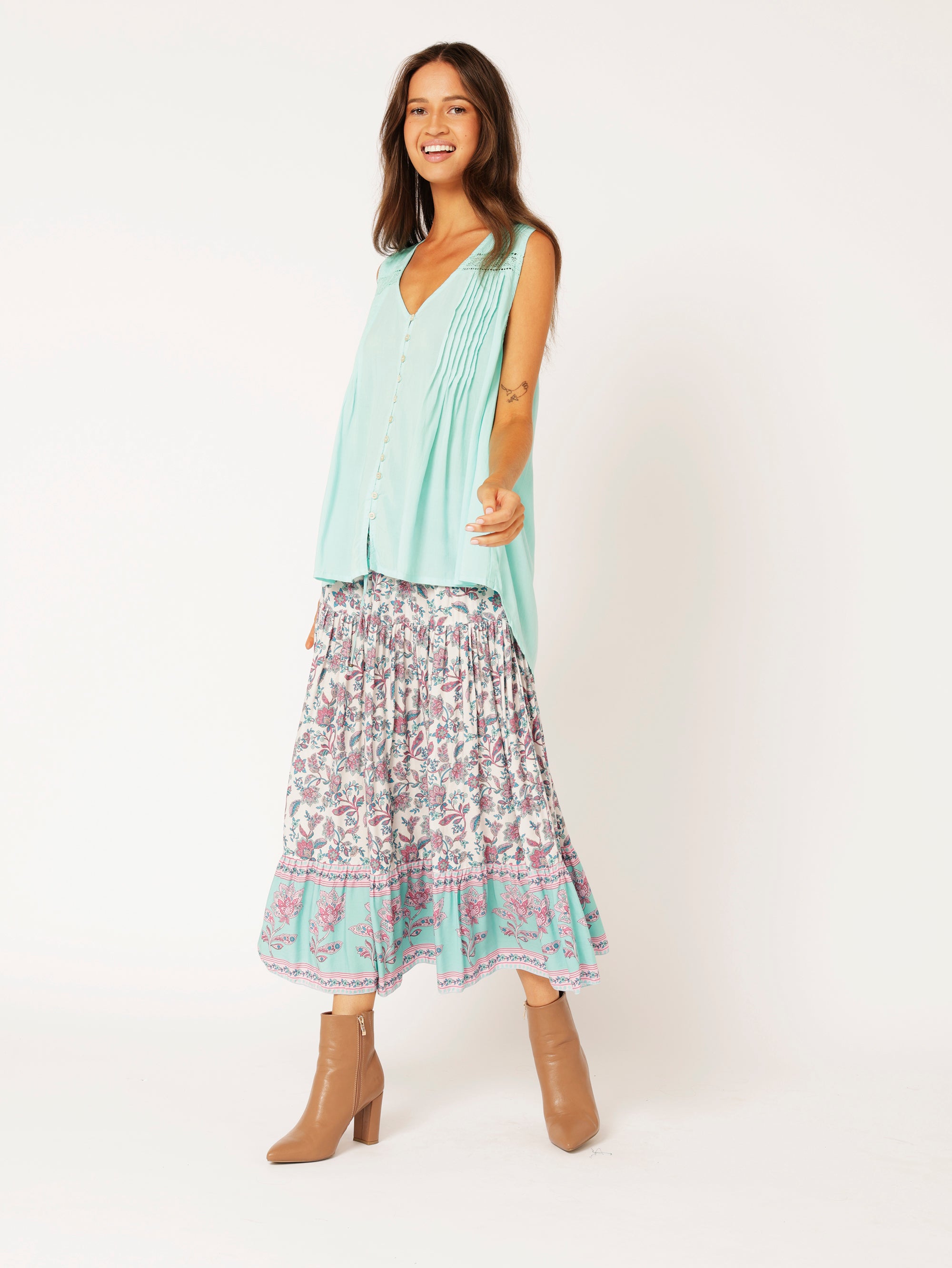 Camilla Top (Sleeveless) | Turquoise - Saffron Road