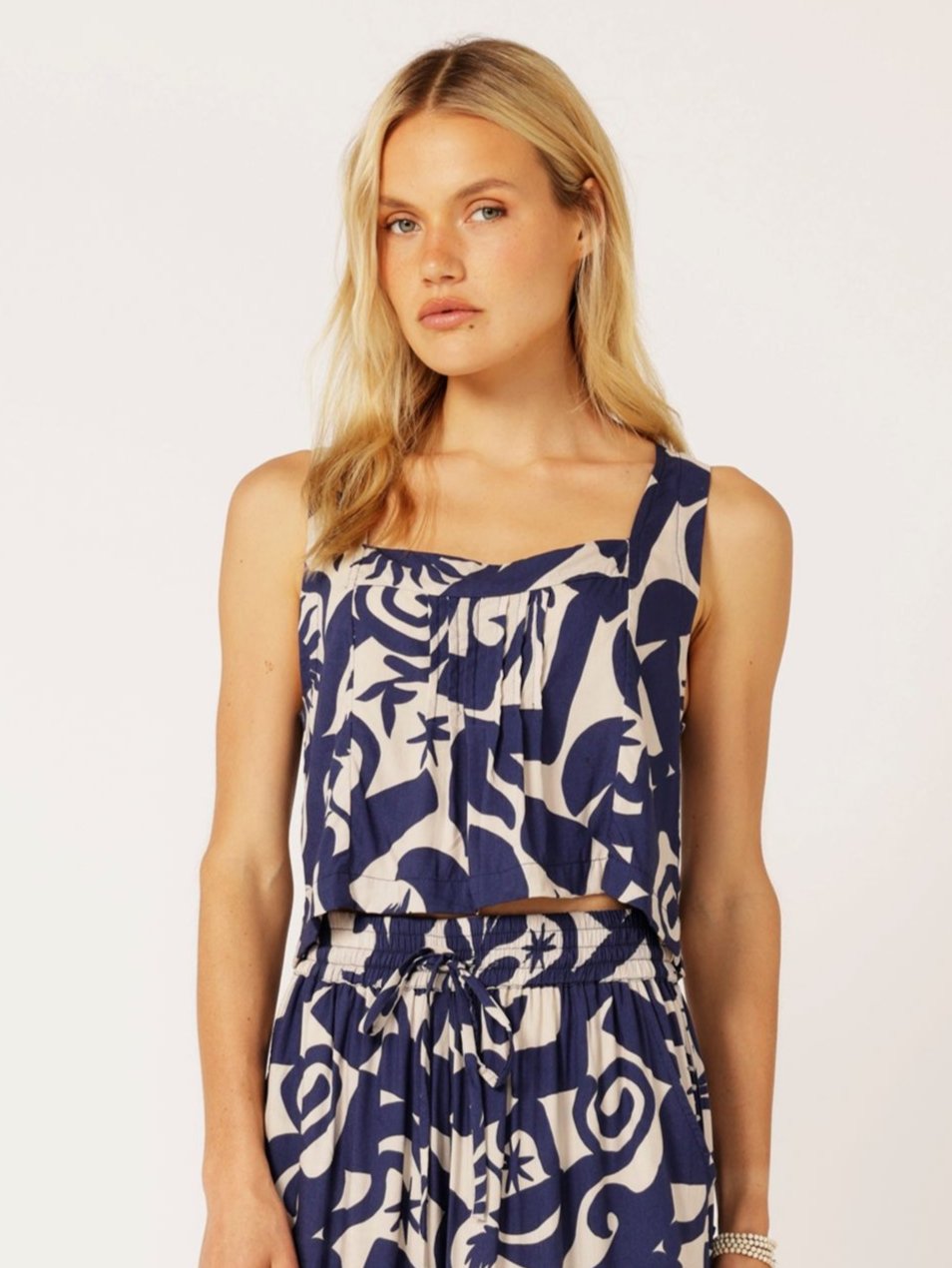 Lotus Tank Cropped | Soleil Navy - Saffron Road