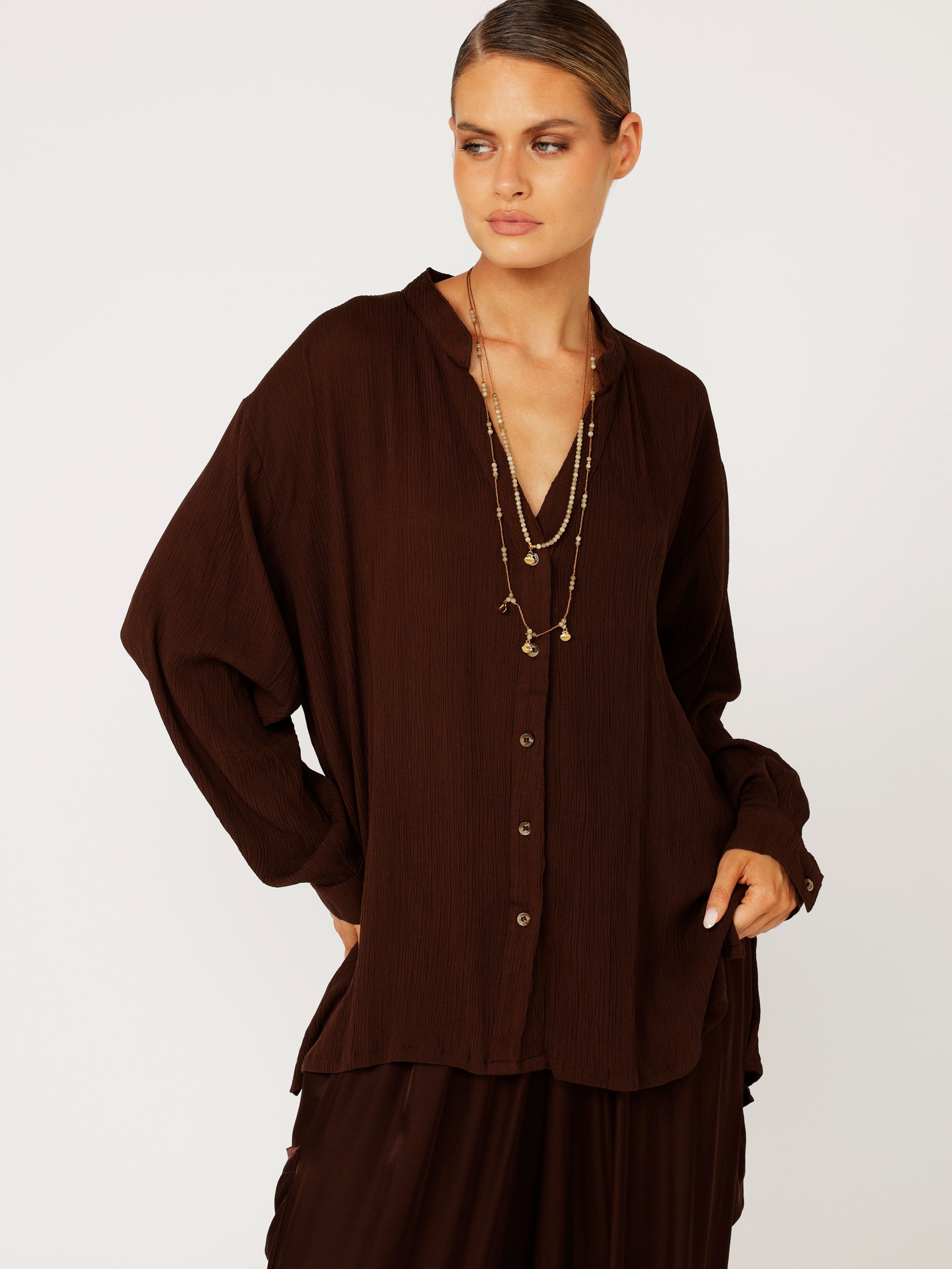 Manhattan Shirt | Cacao Crinkle - Saffron Road