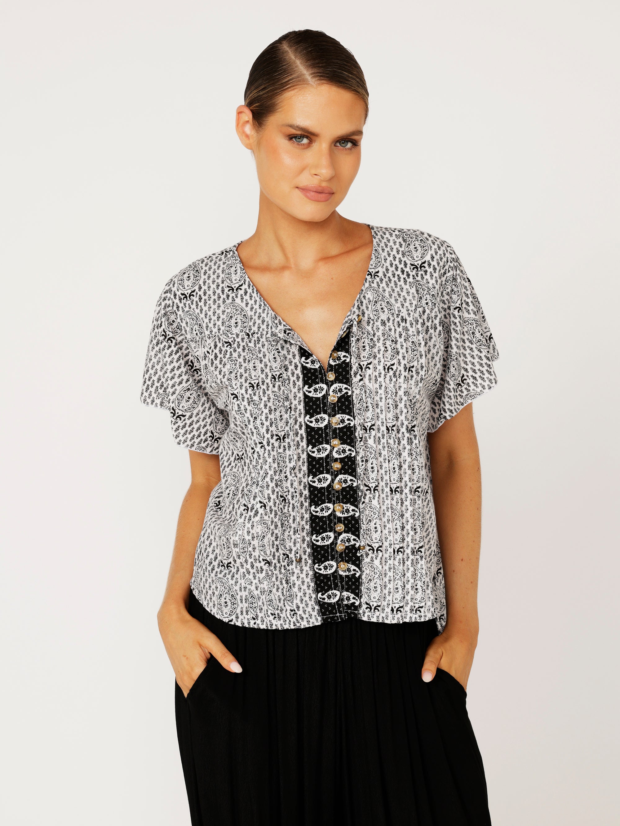 Bianca Blouse Short Sleeve | Onyx Black - Saffron Road