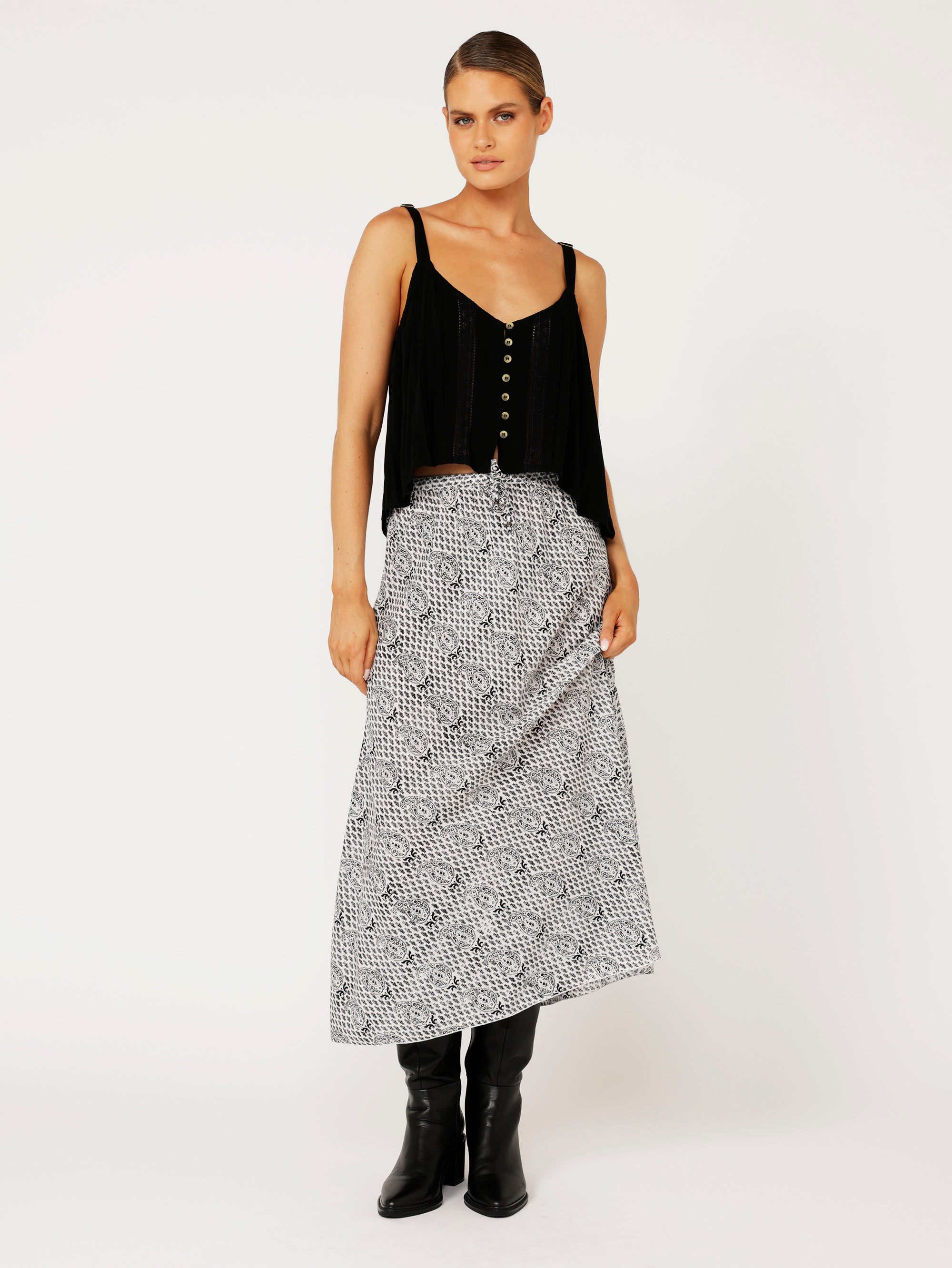 Violet Skirt | Onyx Black - Saffron Road