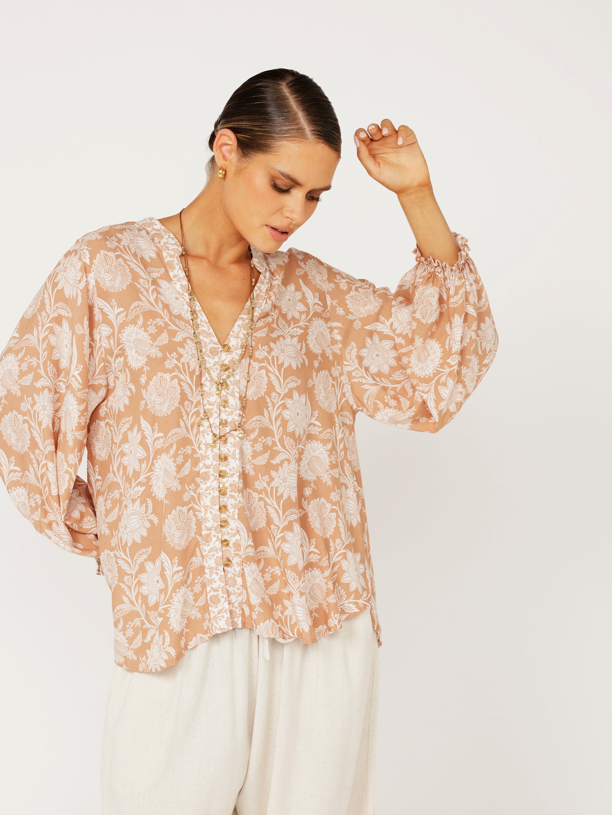 Amber Blouse | Beige Flower - Saffron Road