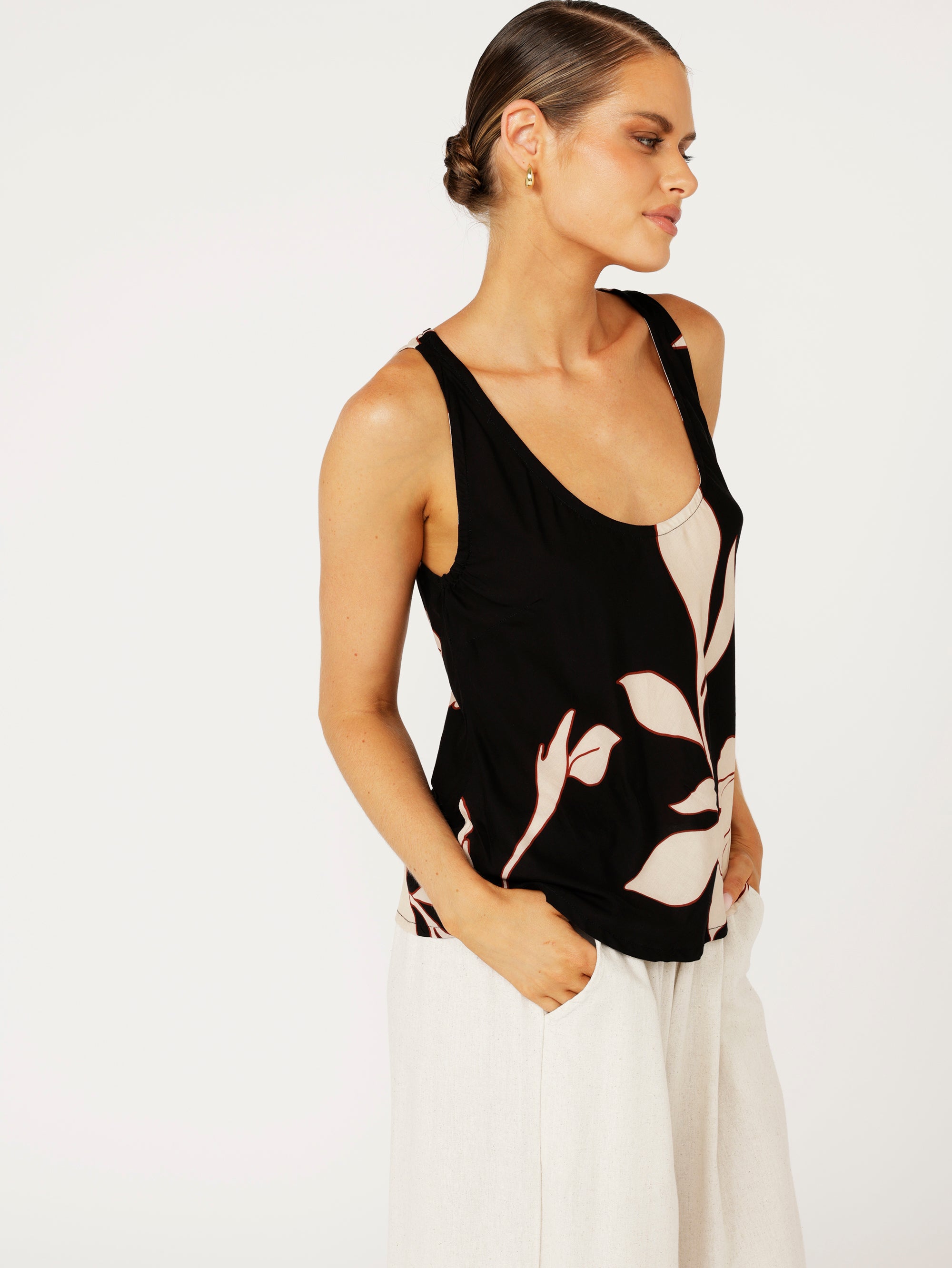Scoop Tank | Midnight Botanica - Saffron Road