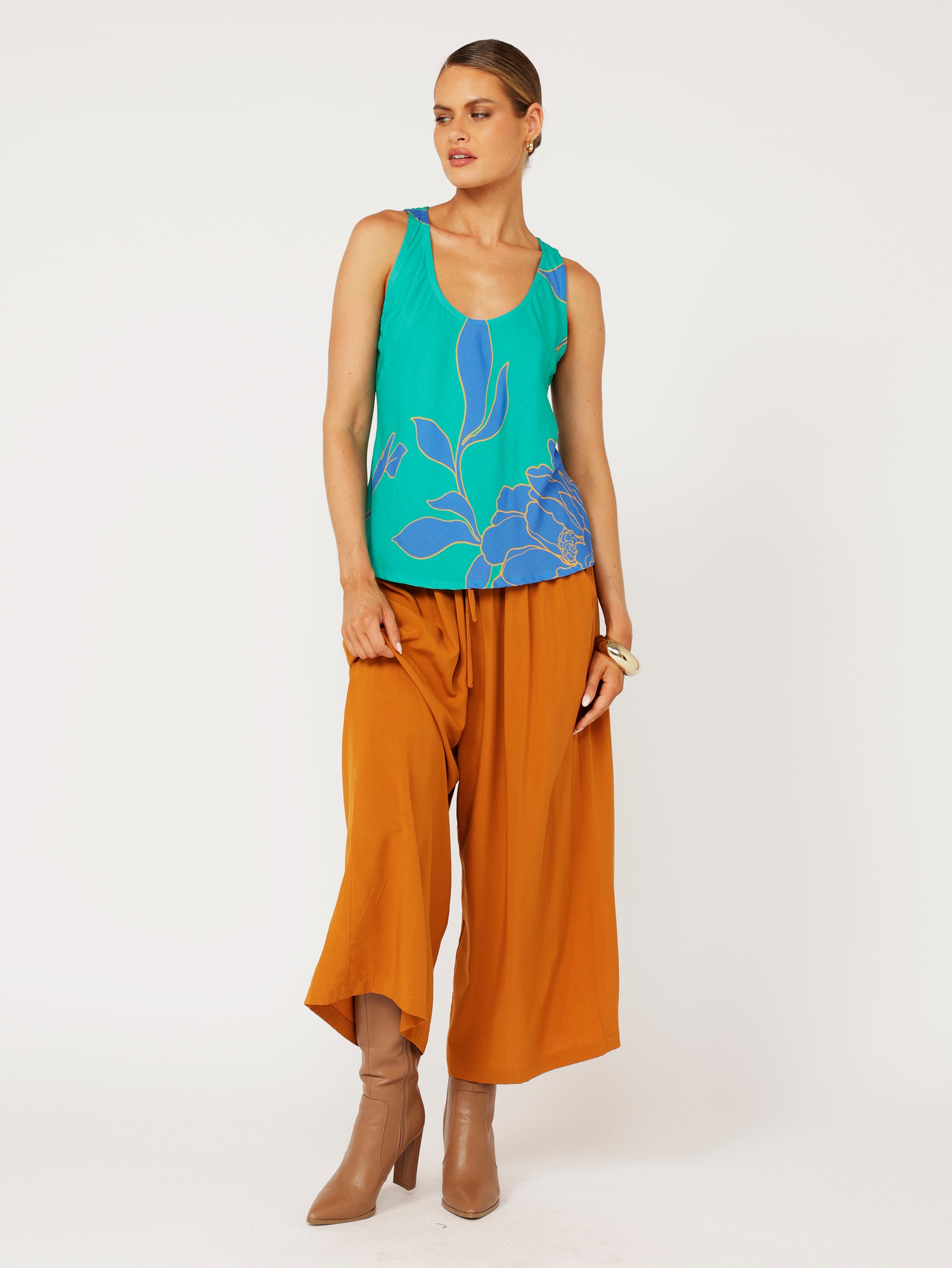 Scoop Tank | Azure Botanica - Saffron Road