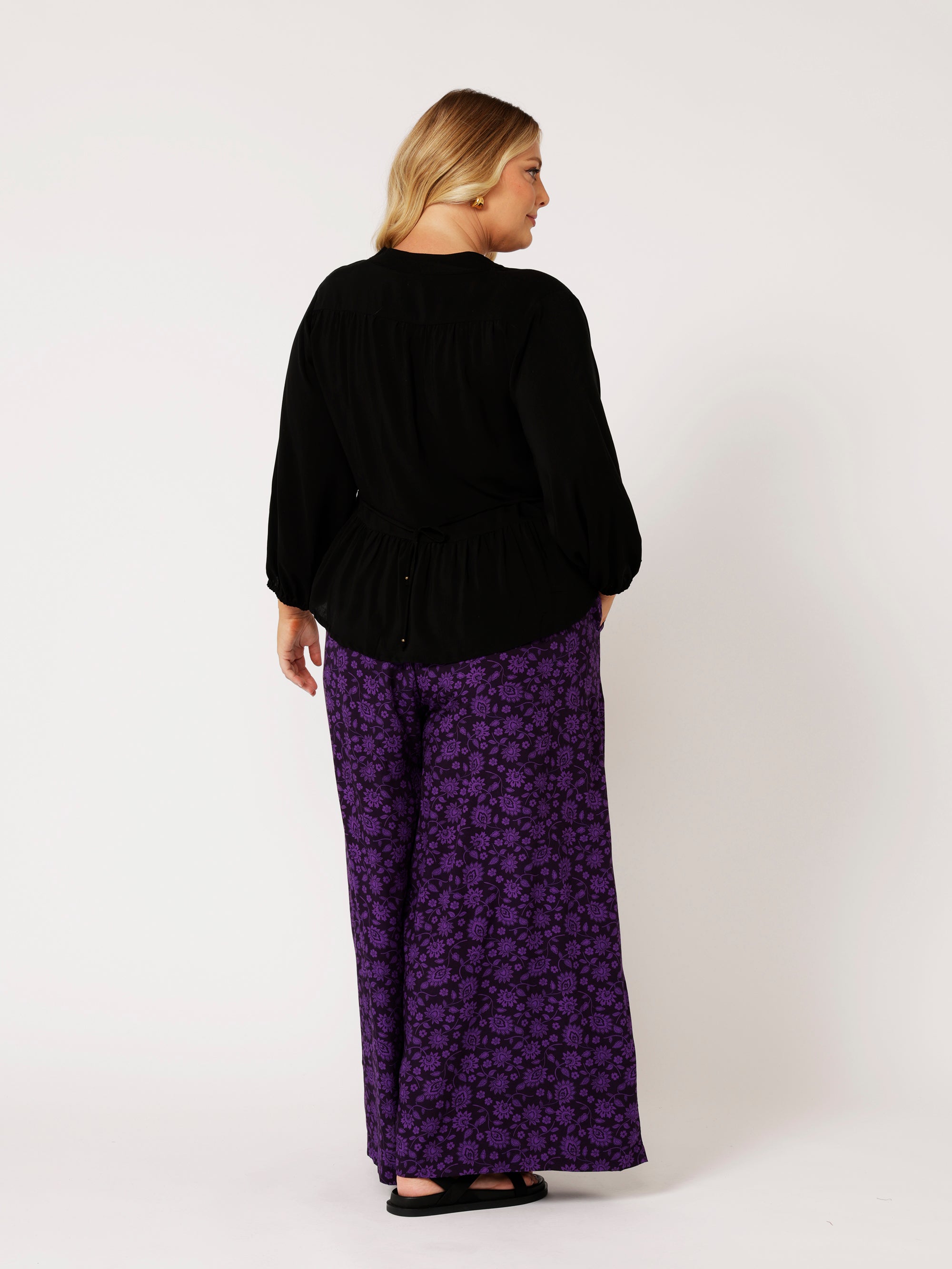 Jilly Blouse | Black - Saffron Road
