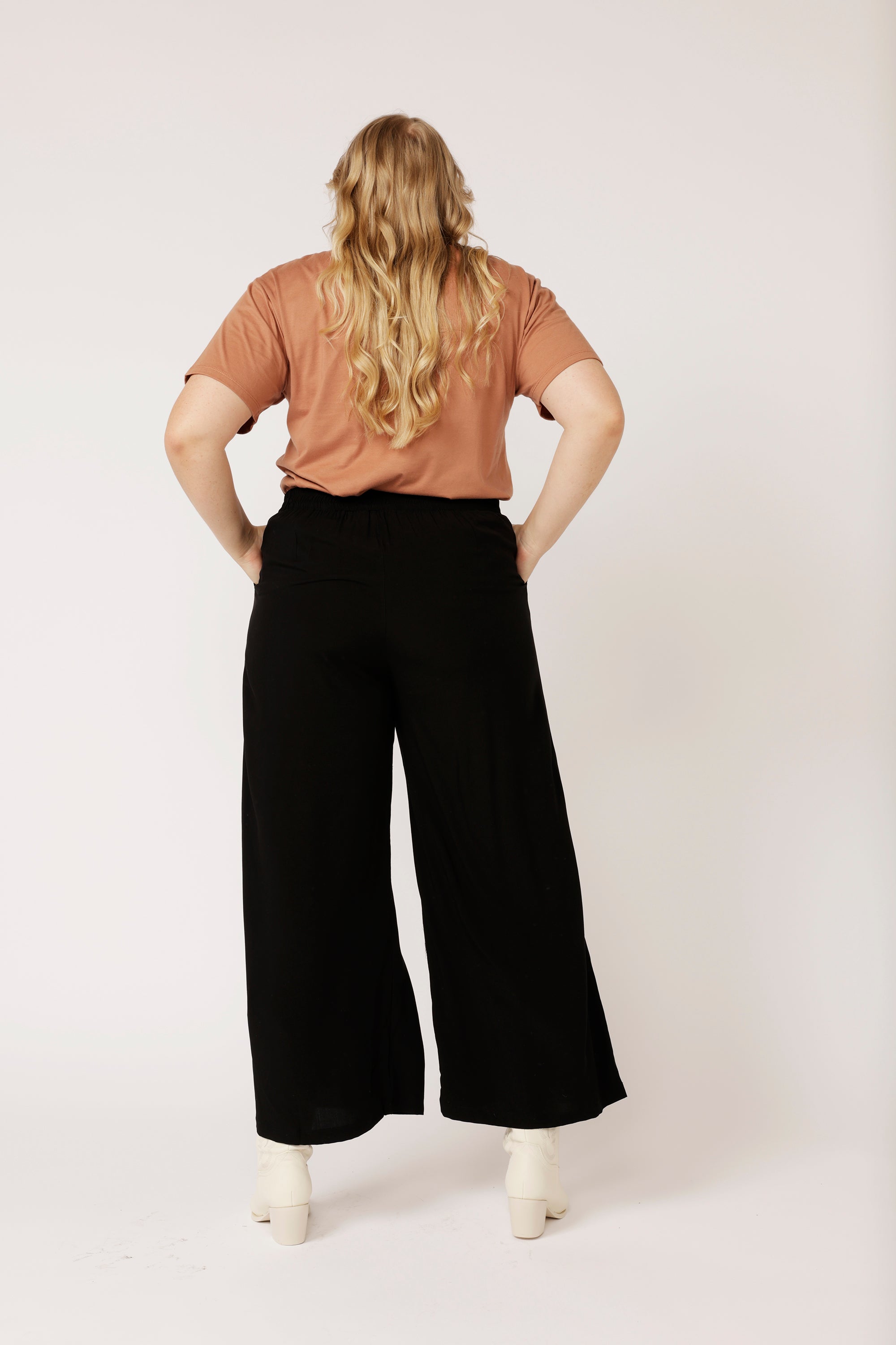 High Waisted Lounge Pants | Black - Saffron Road