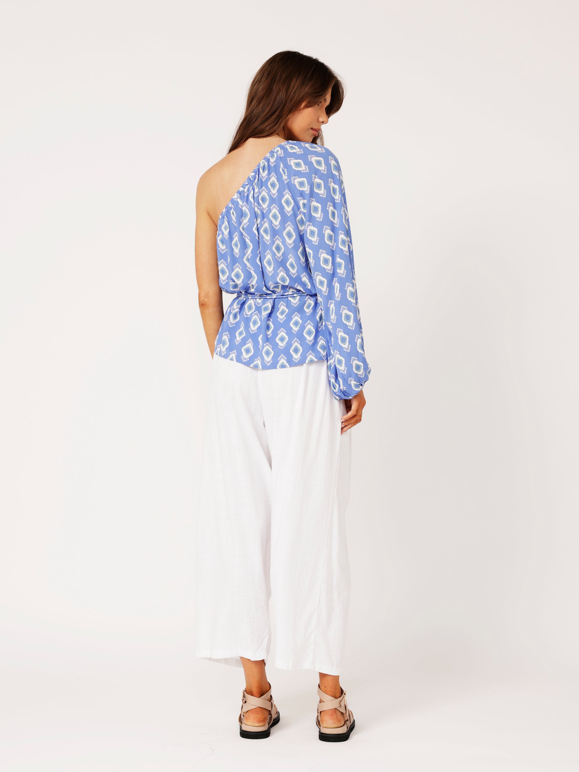 Monte Carlo Top | All Eyes on You Blue - Saffron Road