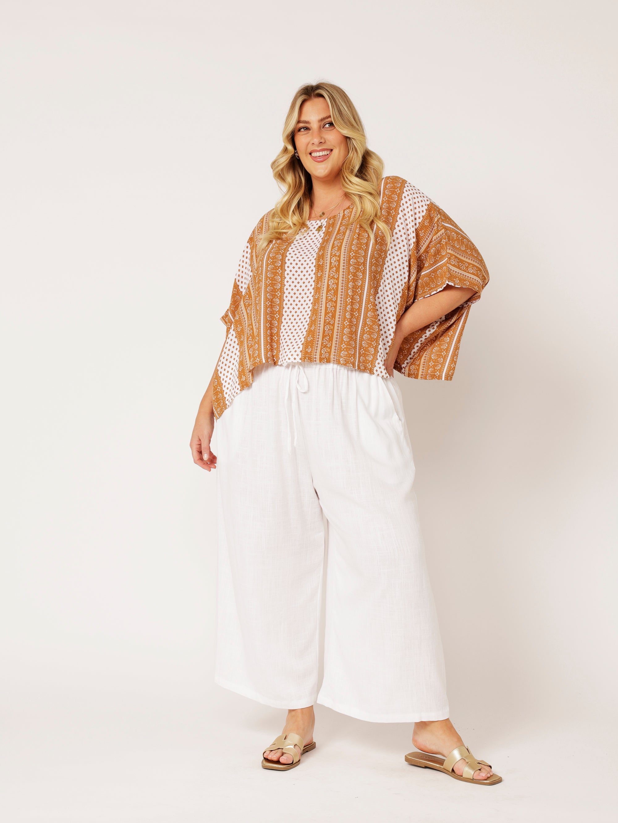 The Nat Top (Cropped) | Cinnamon Border - Saffron Road
