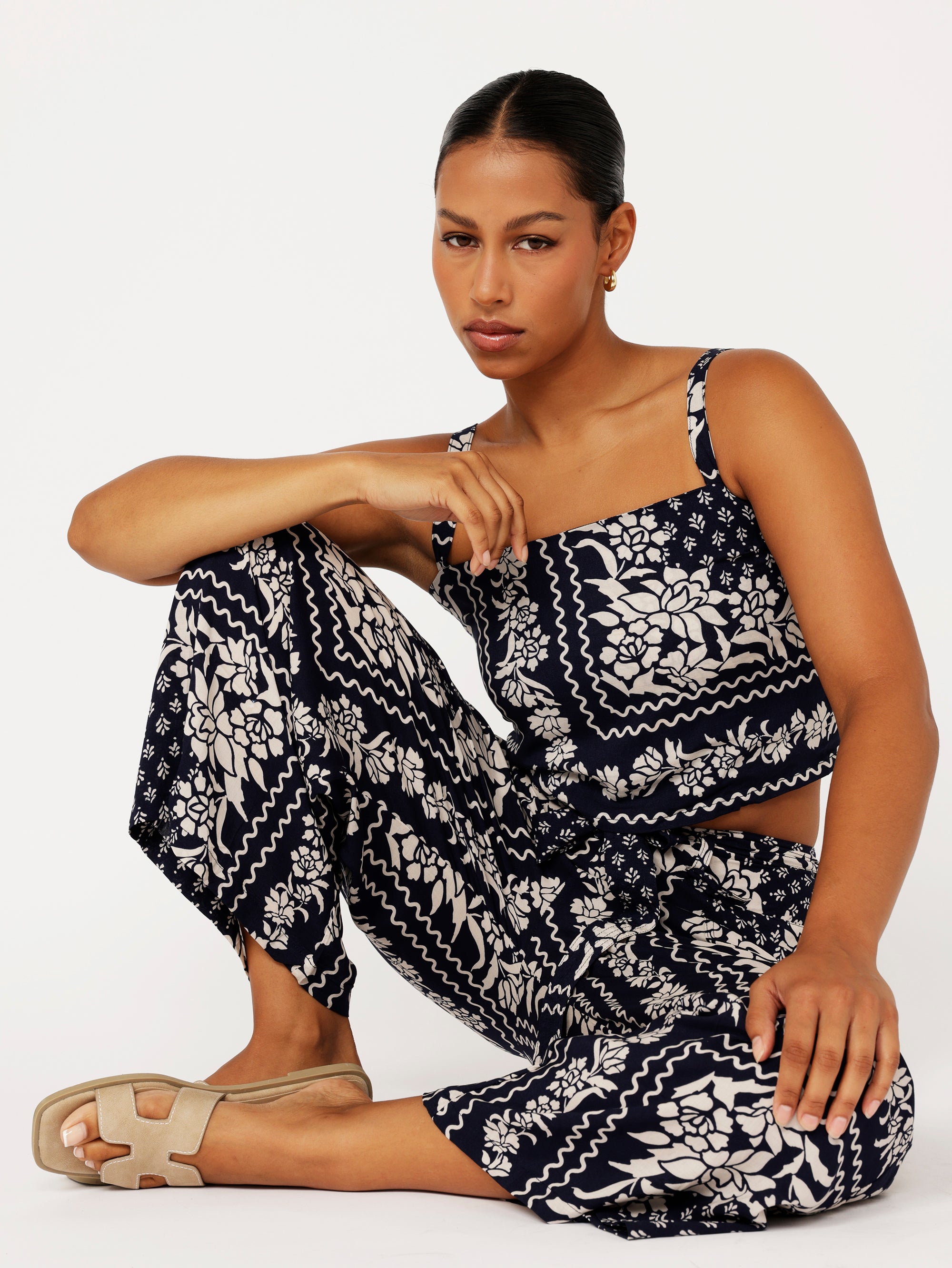 High Waisted Lounge Pant | Cropped | Heritage Bandana - Saffron Road