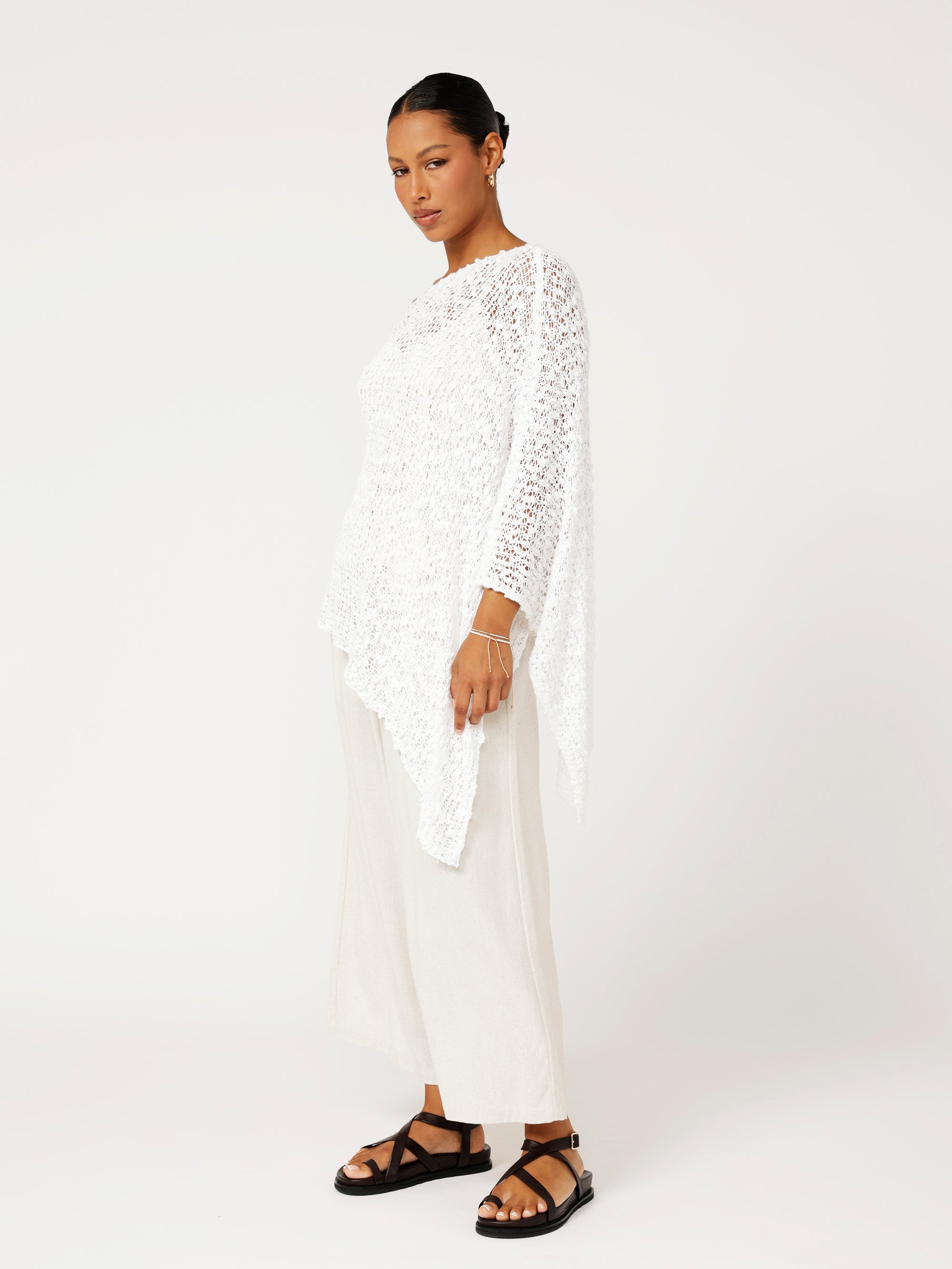 Poncho Knit | White