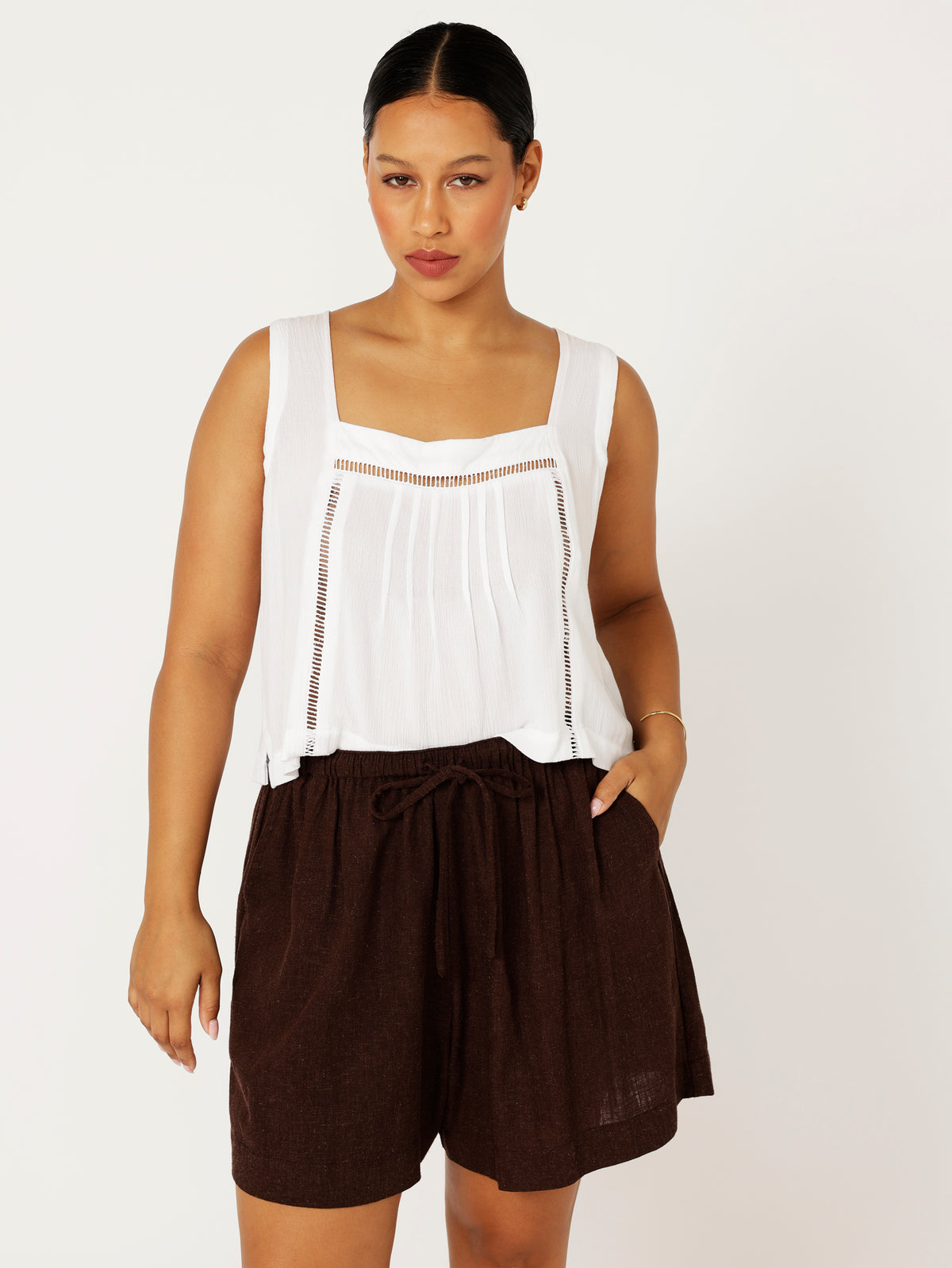 Island Shorts | Chocolate Linen Blend - Saffron Road