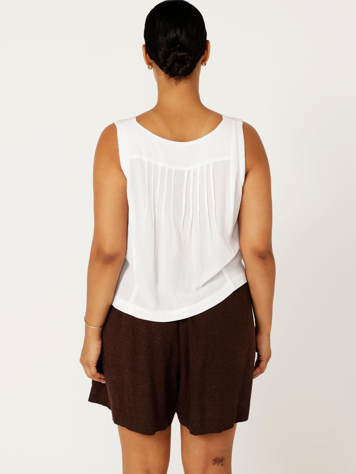 Island Shorts | Chocolate Linen Blend - Saffron Road