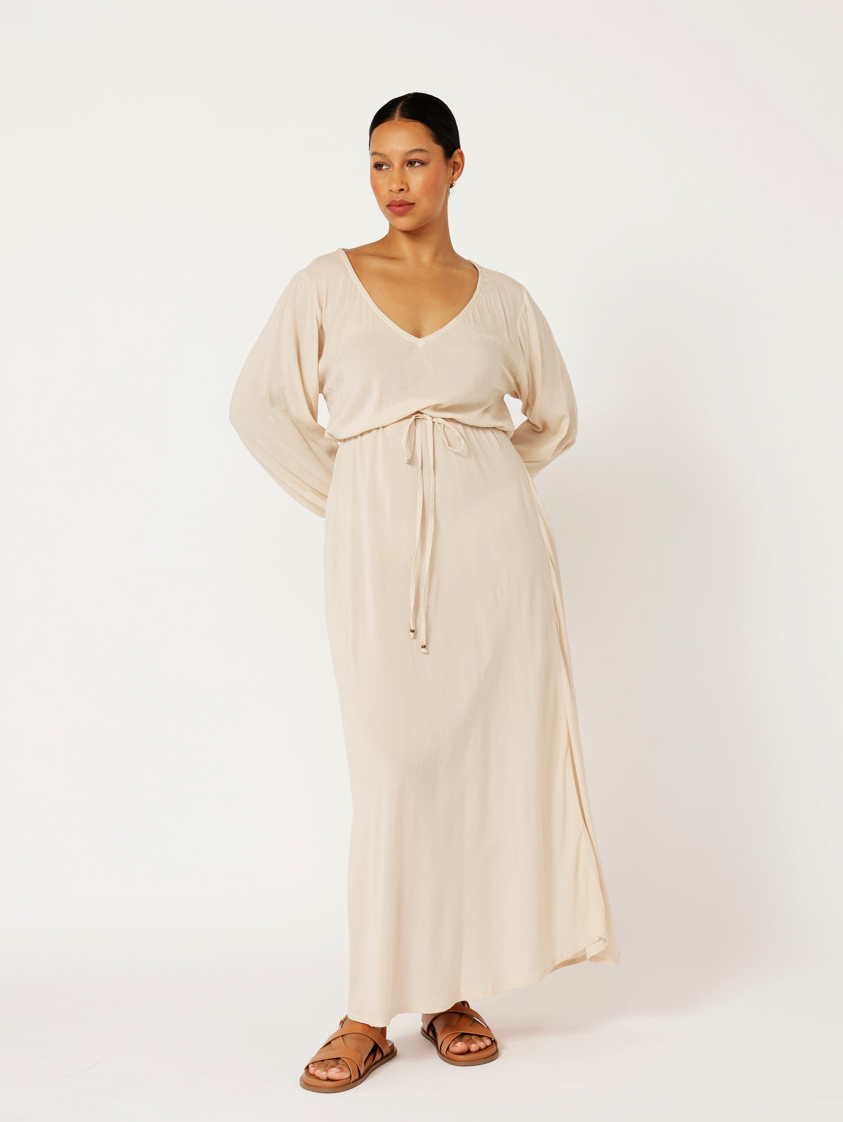 Viv Dress with Sleeves | Maxi | Oyster - Saffron Road