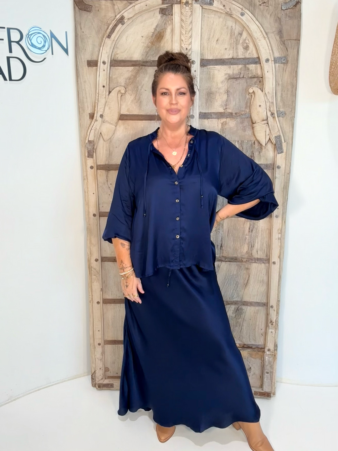 Luna Blouse | Satin Viscose | Navy - Saffron Road