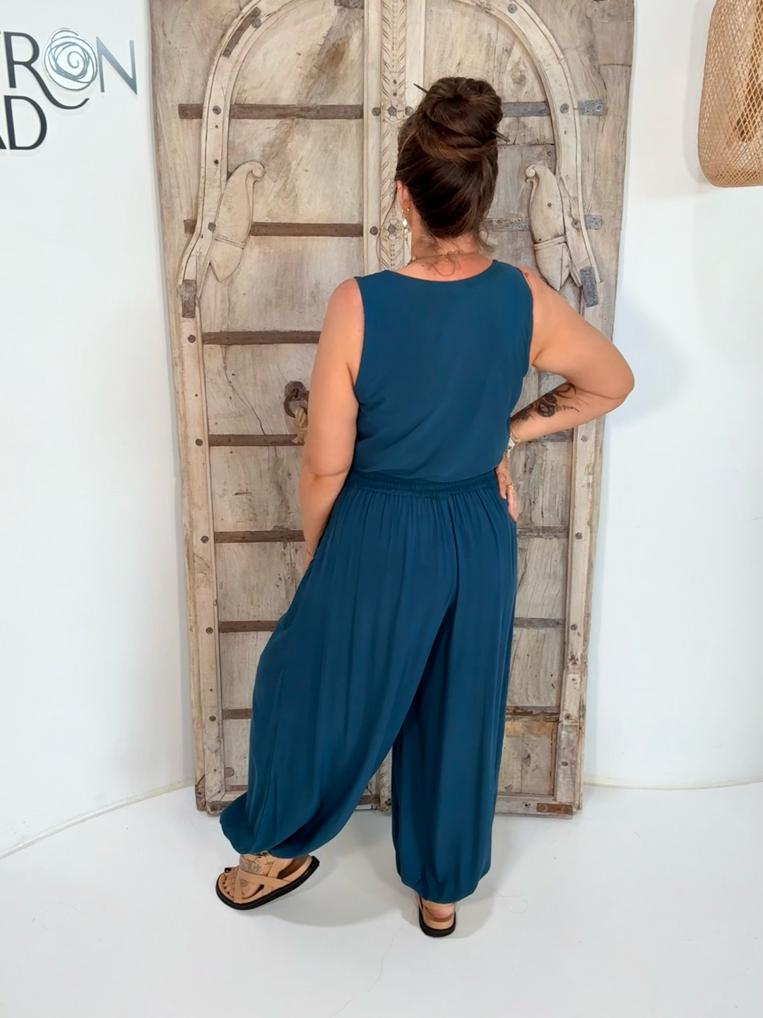 Viv Tank | Teal - Saffron Road