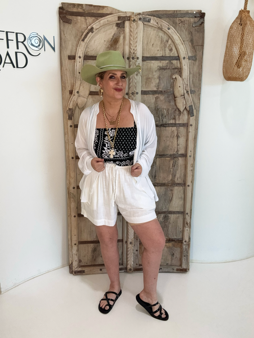 Island Shorts | White Linen Viscose
