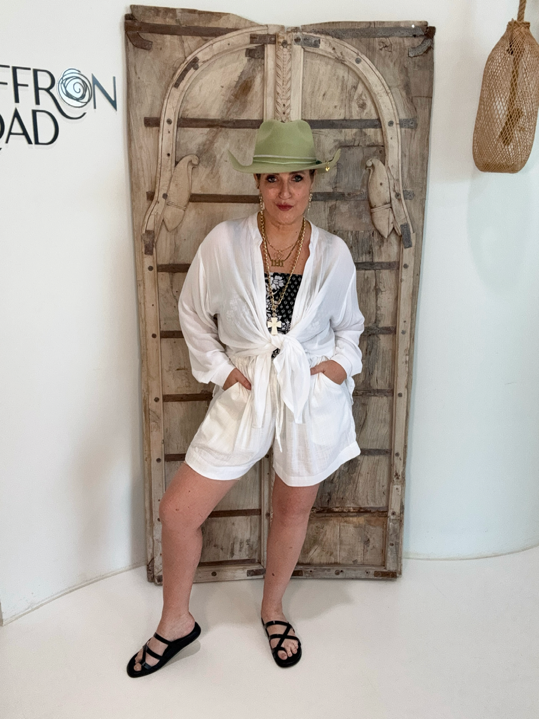 Island Shorts | White Linen Viscose