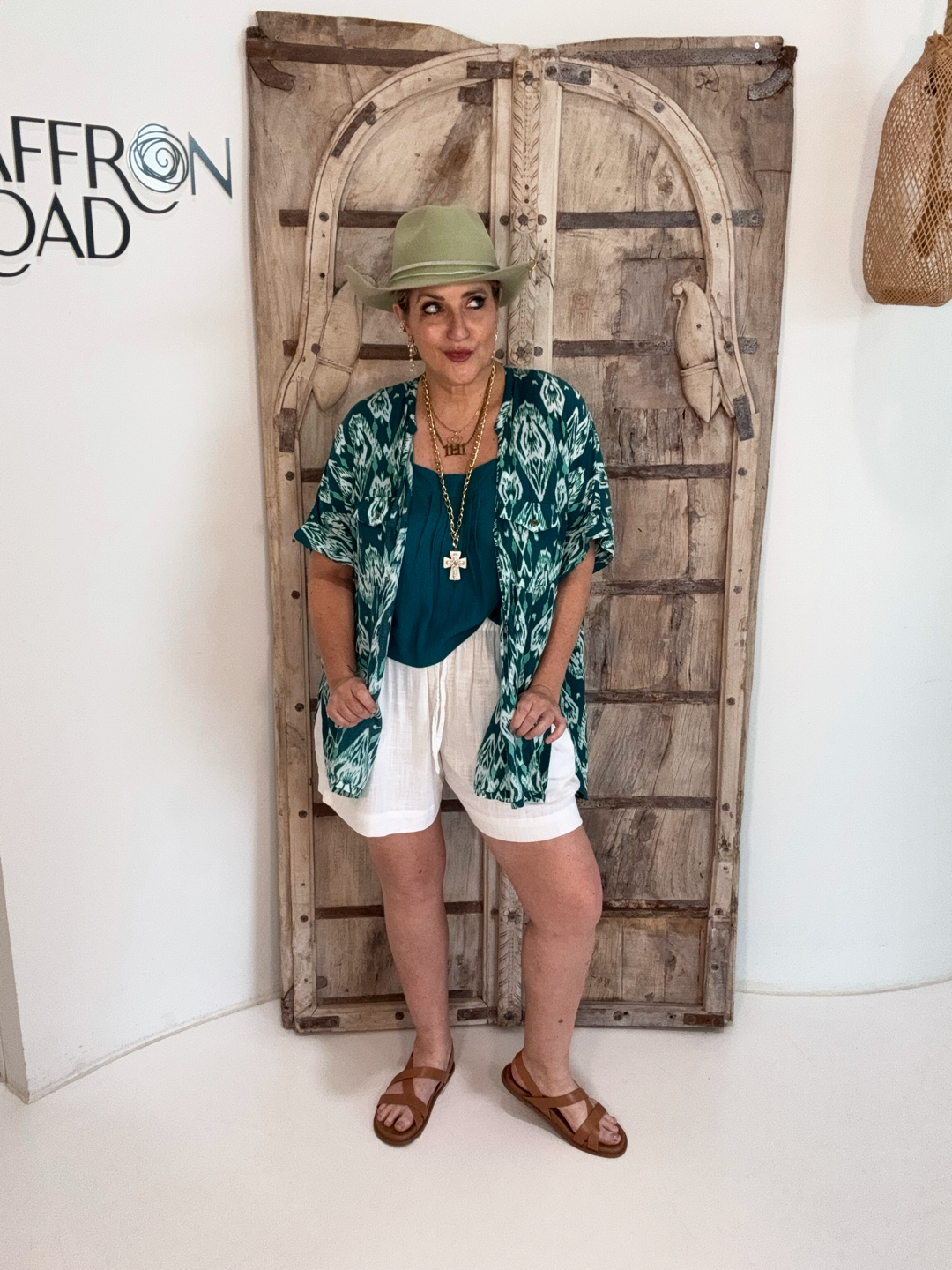 Island Shorts | White Linen Viscose