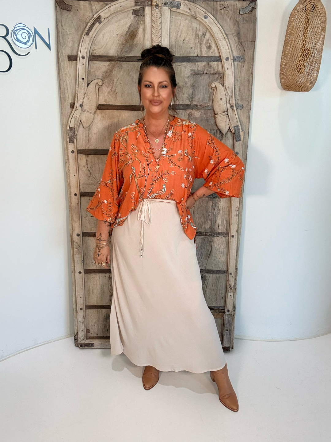 Viv Dress with Sleeves | Maxi | Oyster - Saffron Road